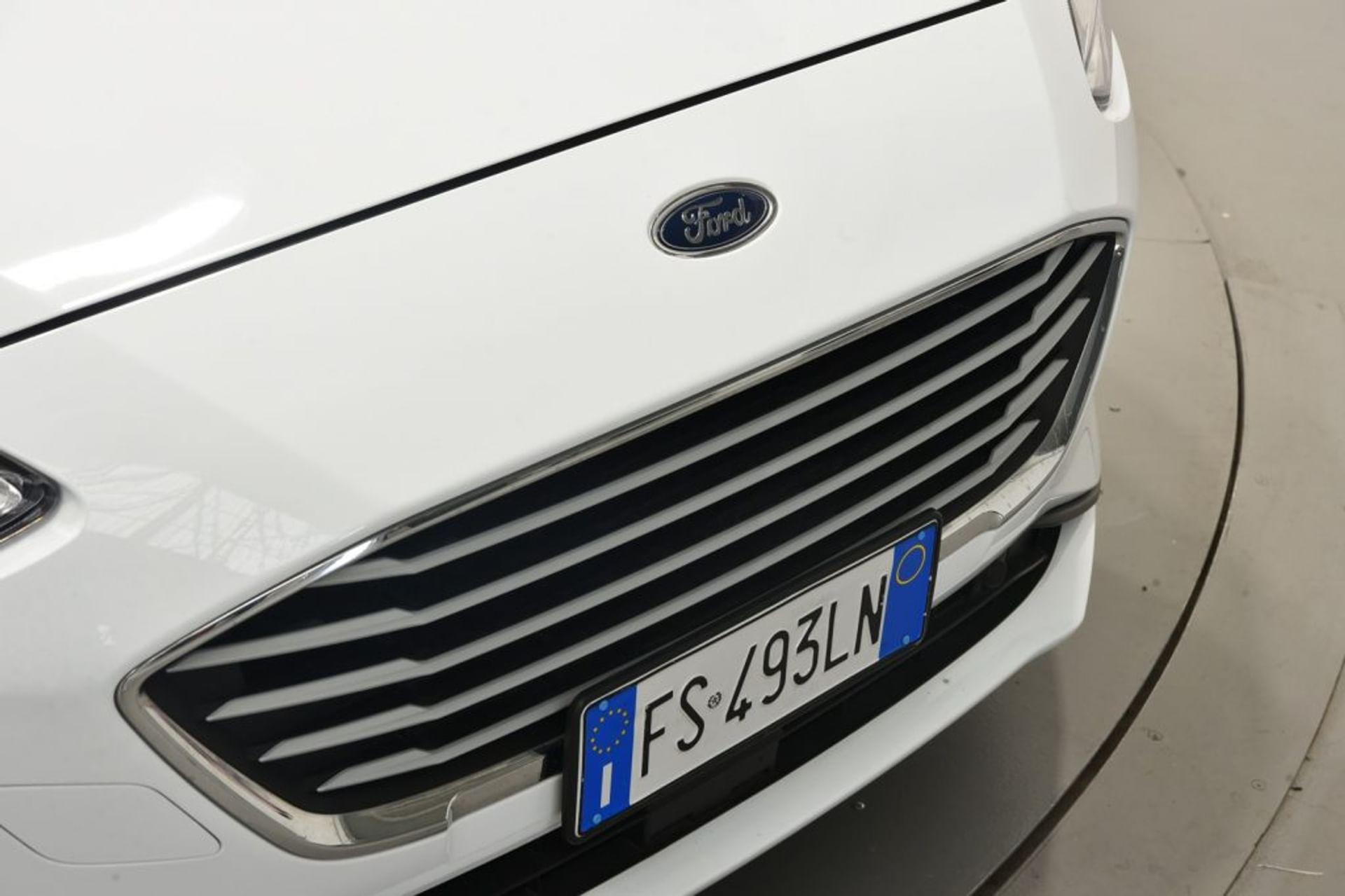 Ford 1.0 EcoBoost 100 CV - Luci