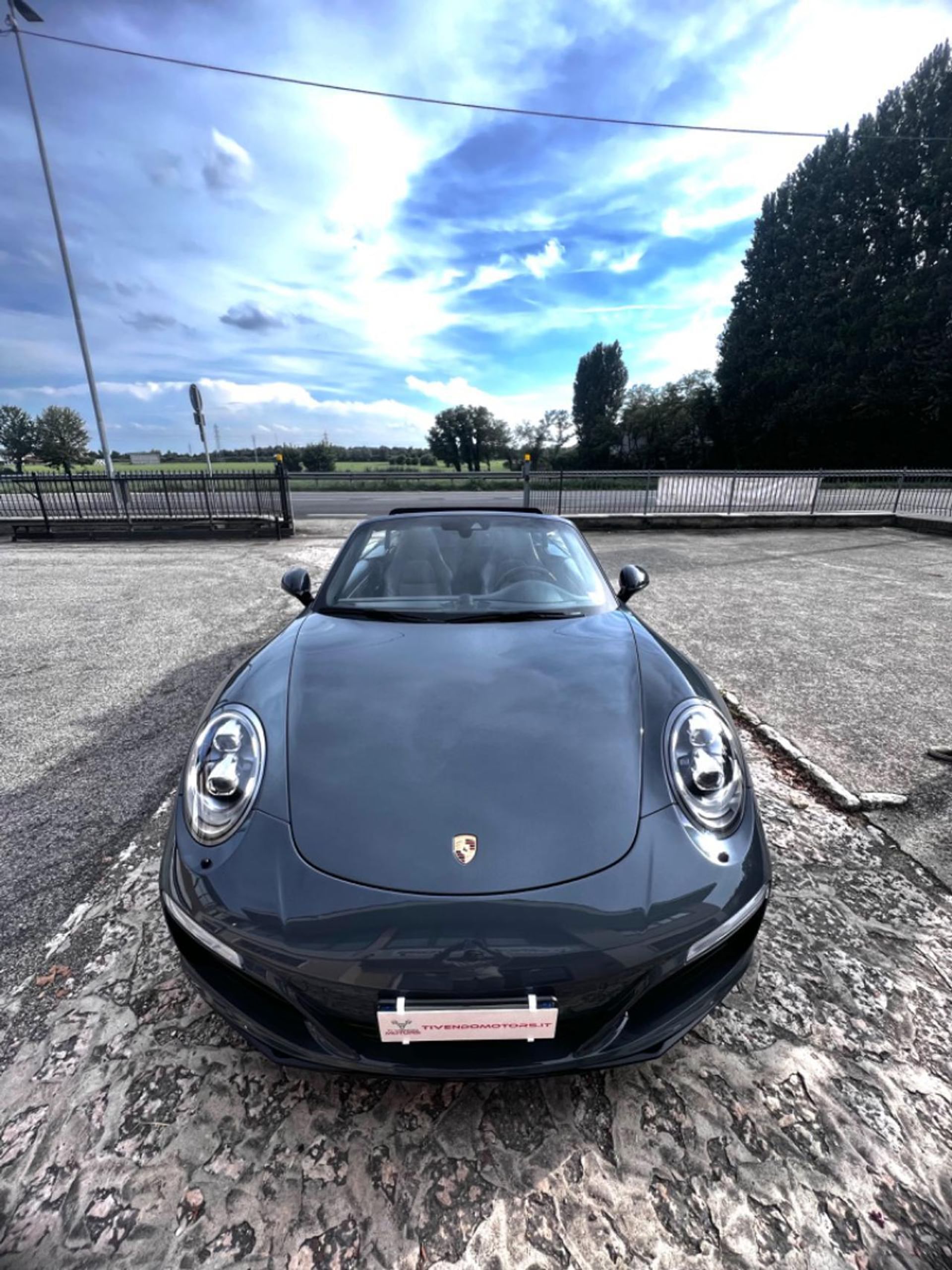 Porsche 911