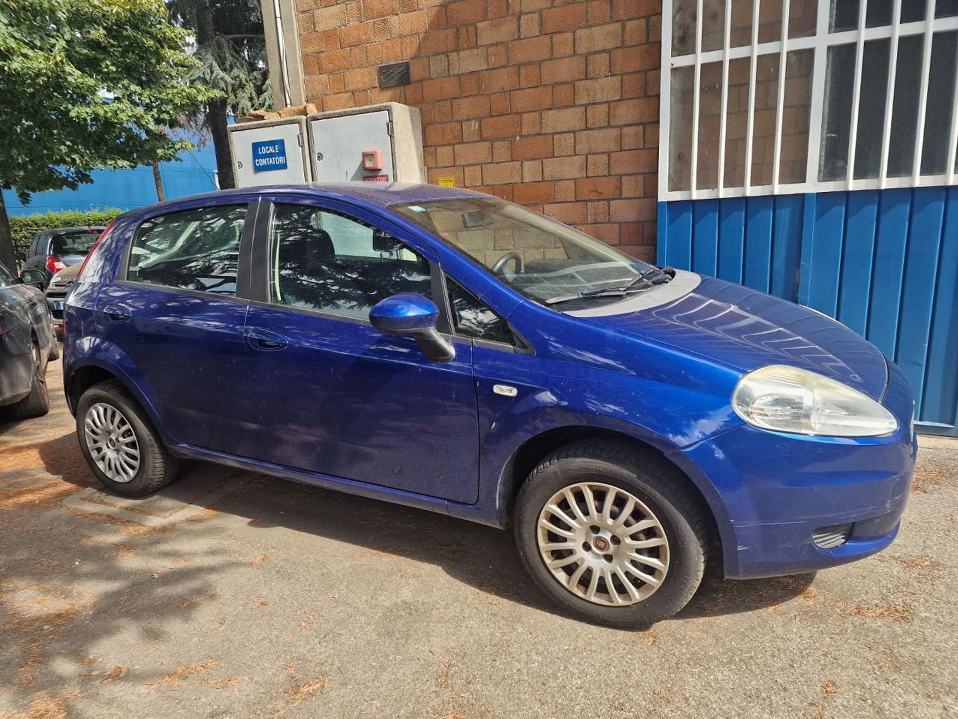 Fiat Grande Punto 1.4 5 porte Actual Natural Power, Veicolo usato a 4700  Euro