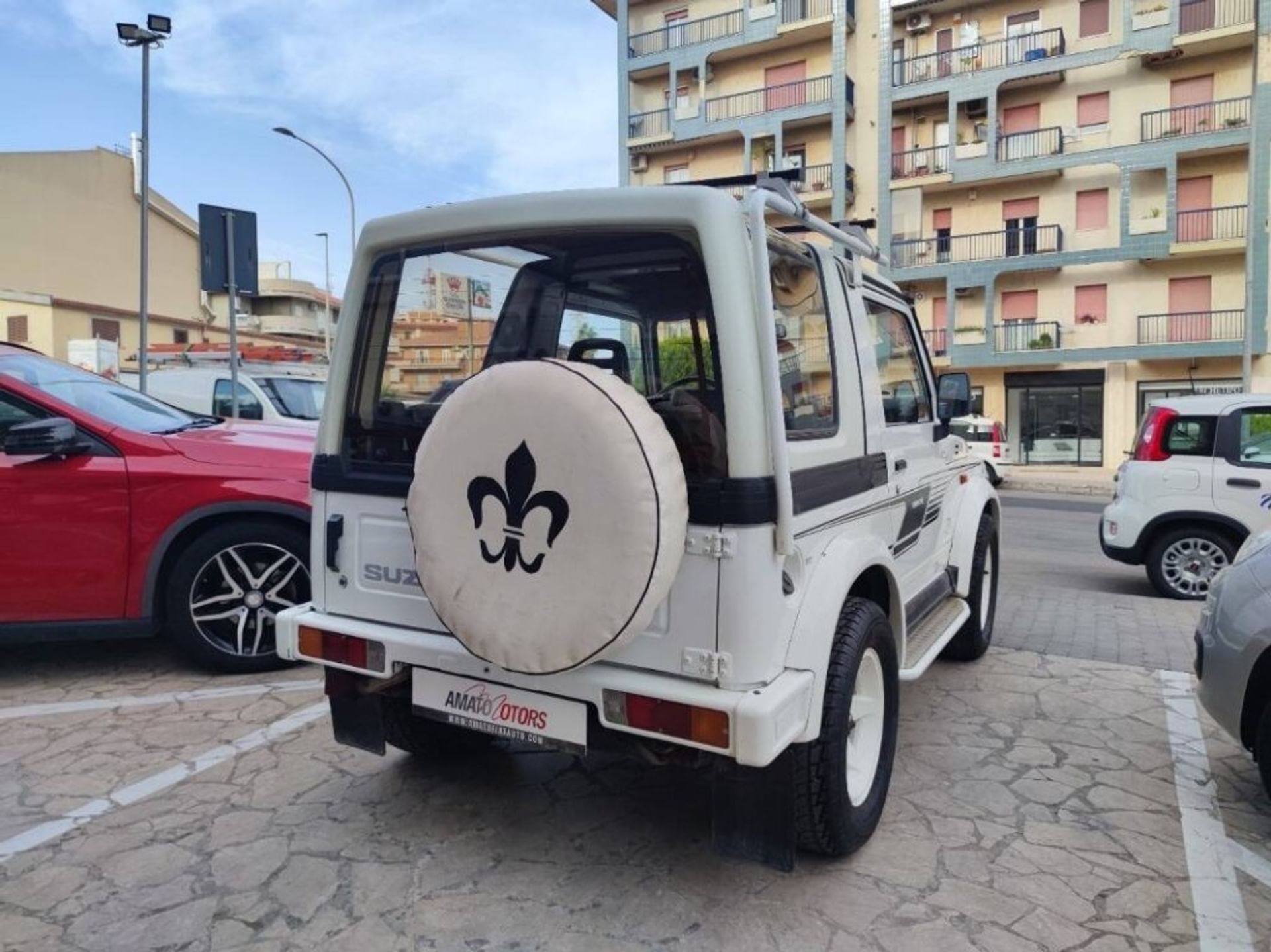Suzuki Samurai