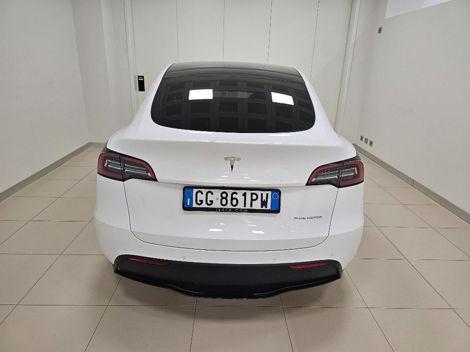 Acquista Tesla Model Y usate - Autosupermarket