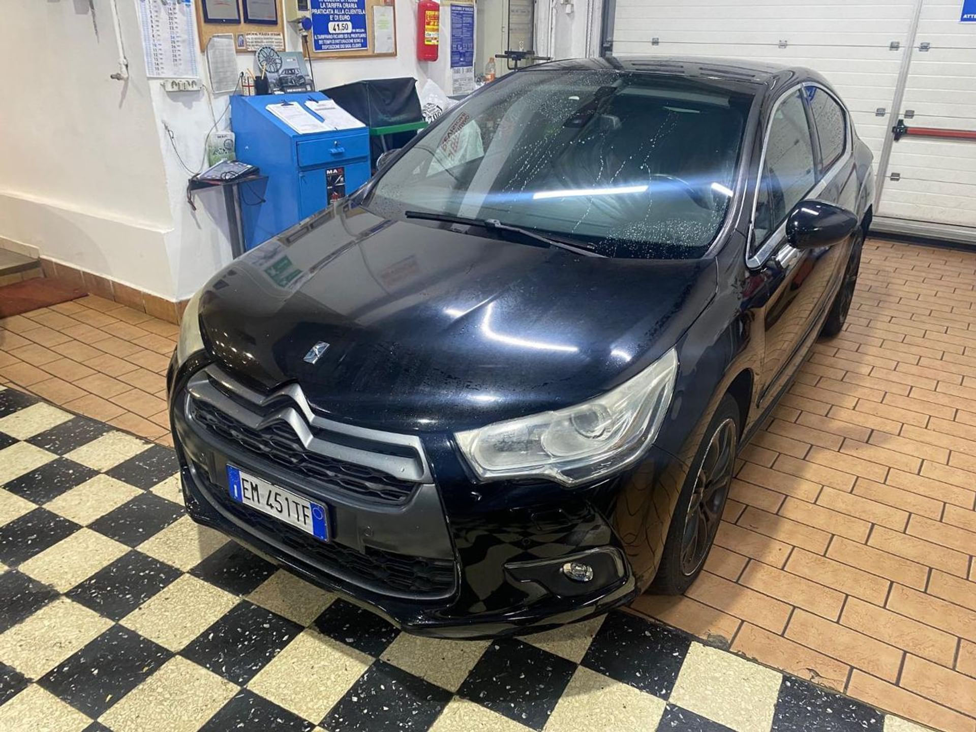DS Automobiles DS 4