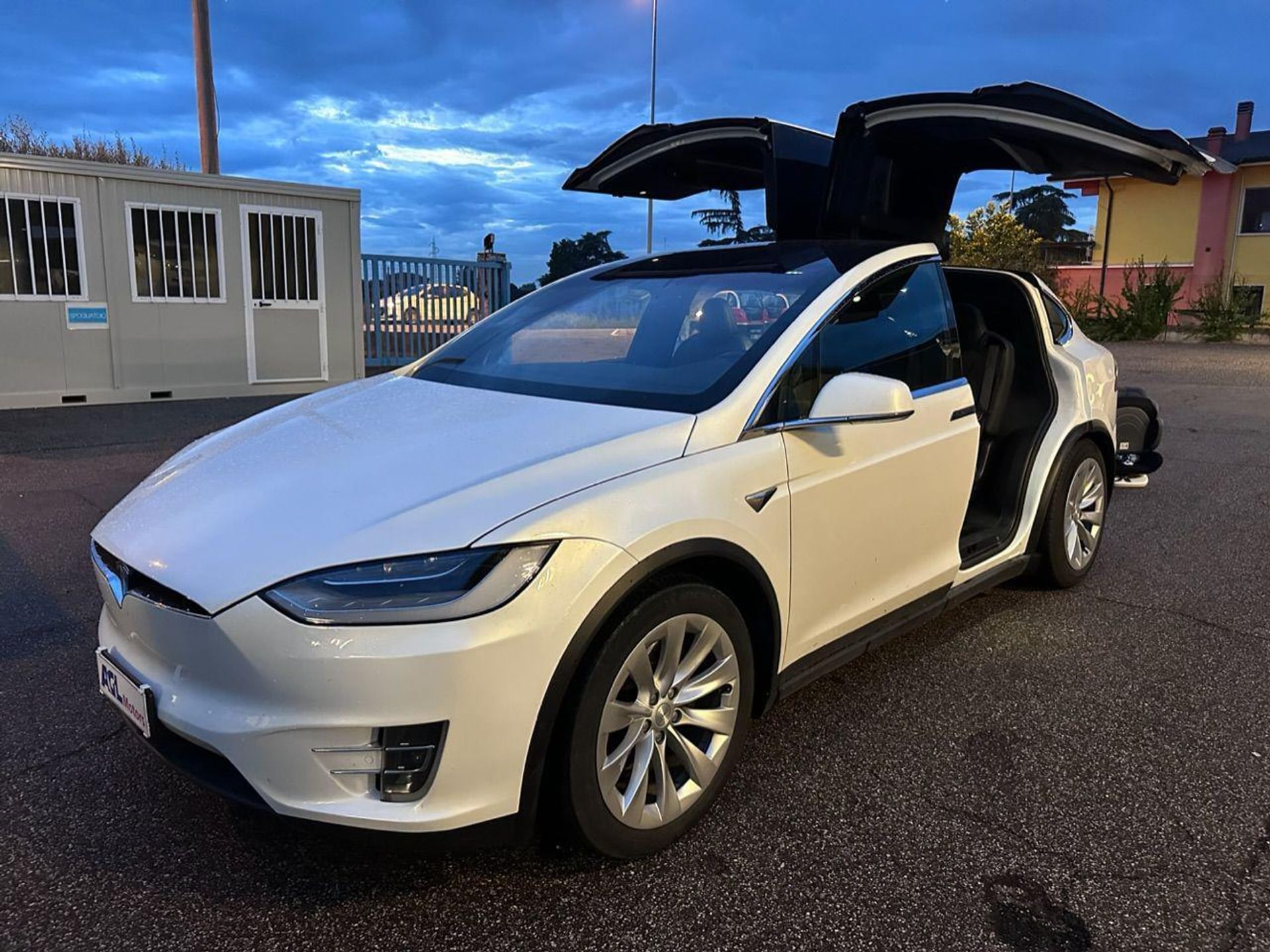 Tesla Model X