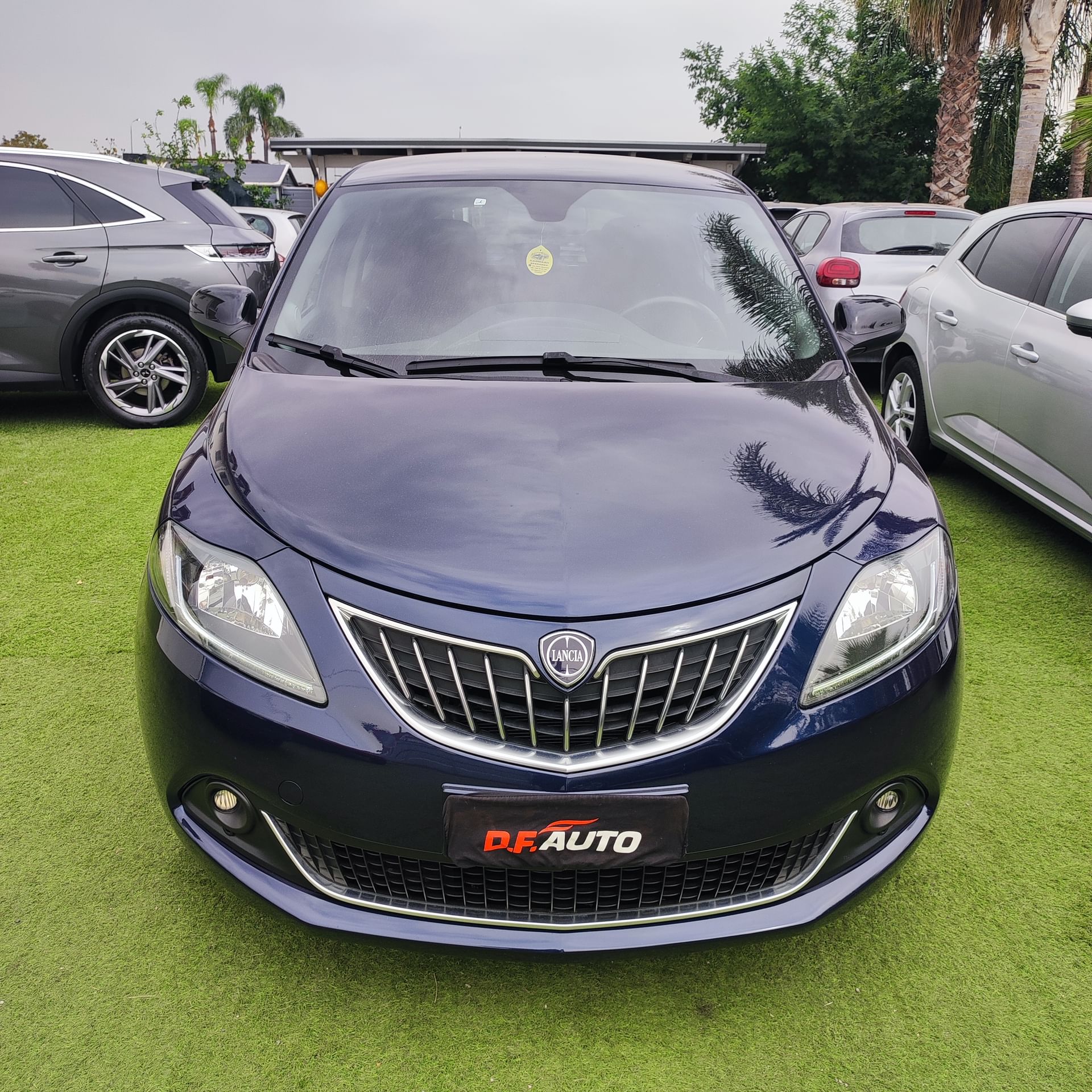 Lancia Ypsilon