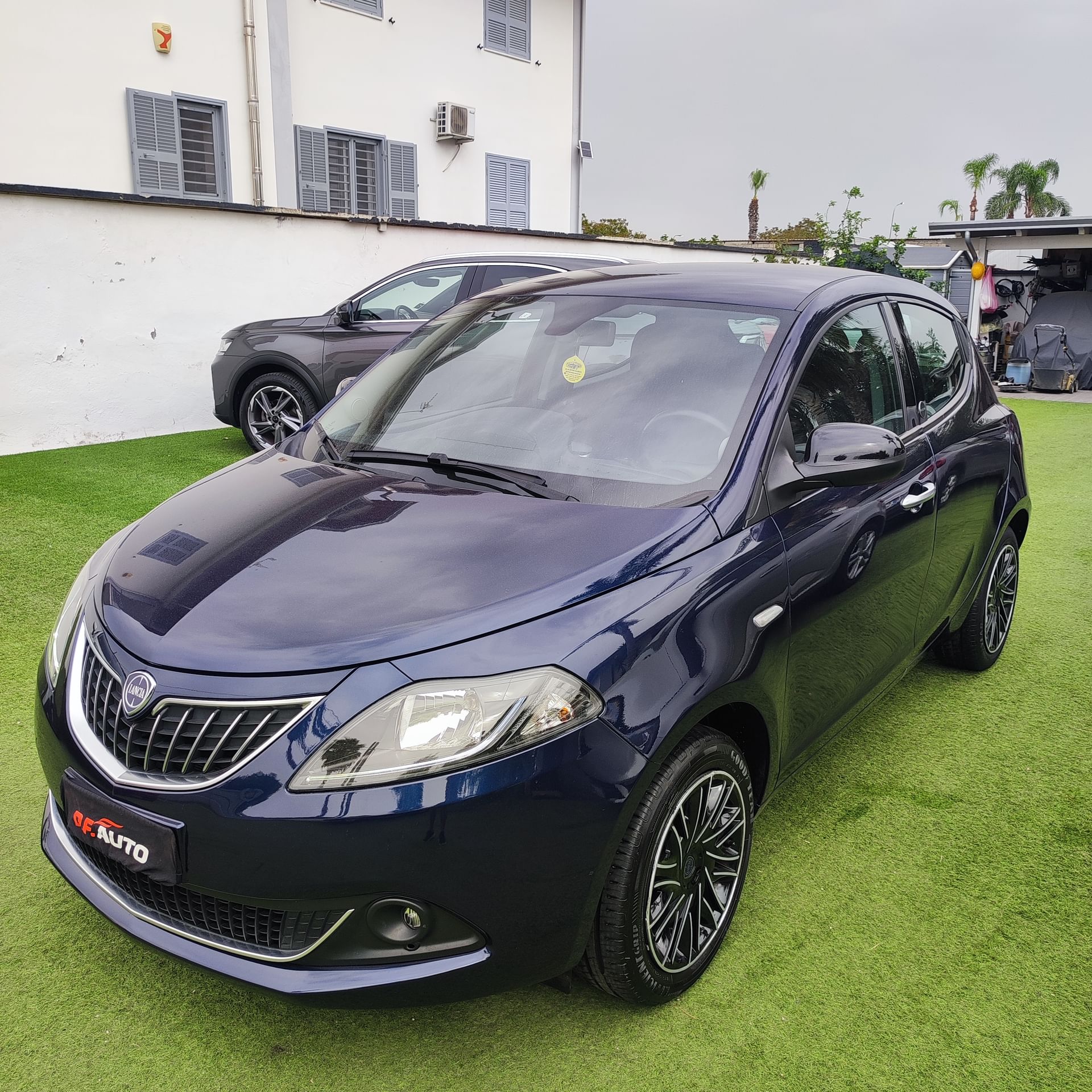Lancia Ypsilon