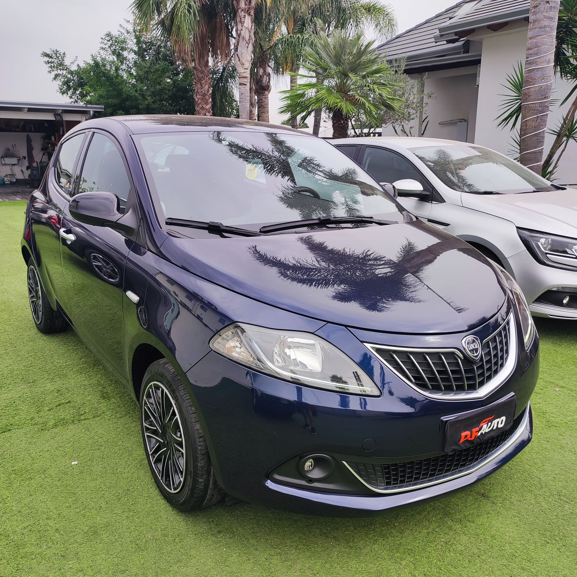 Lancia Ypsilon