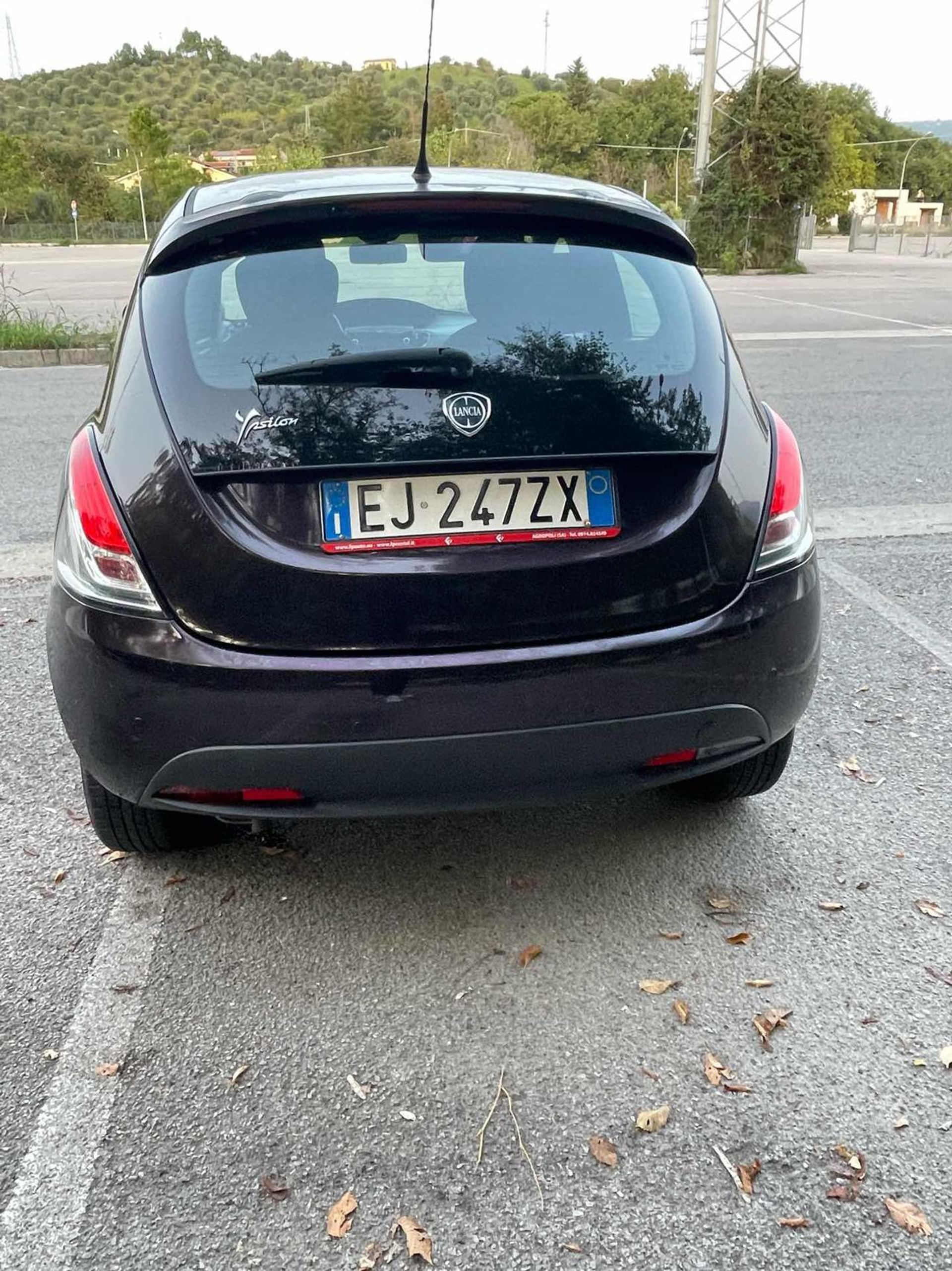Lancia Ypsilon