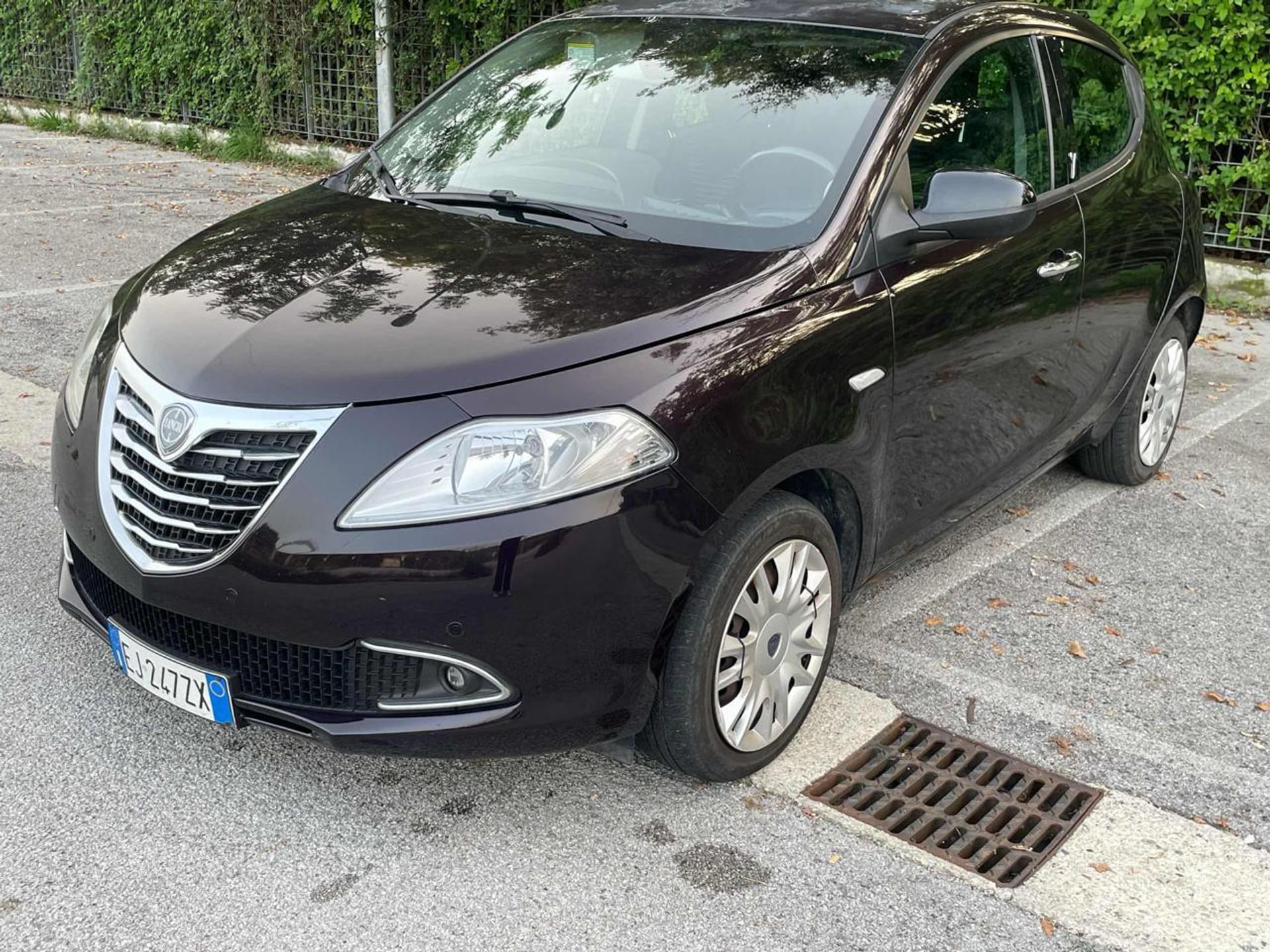 Lancia Ypsilon
