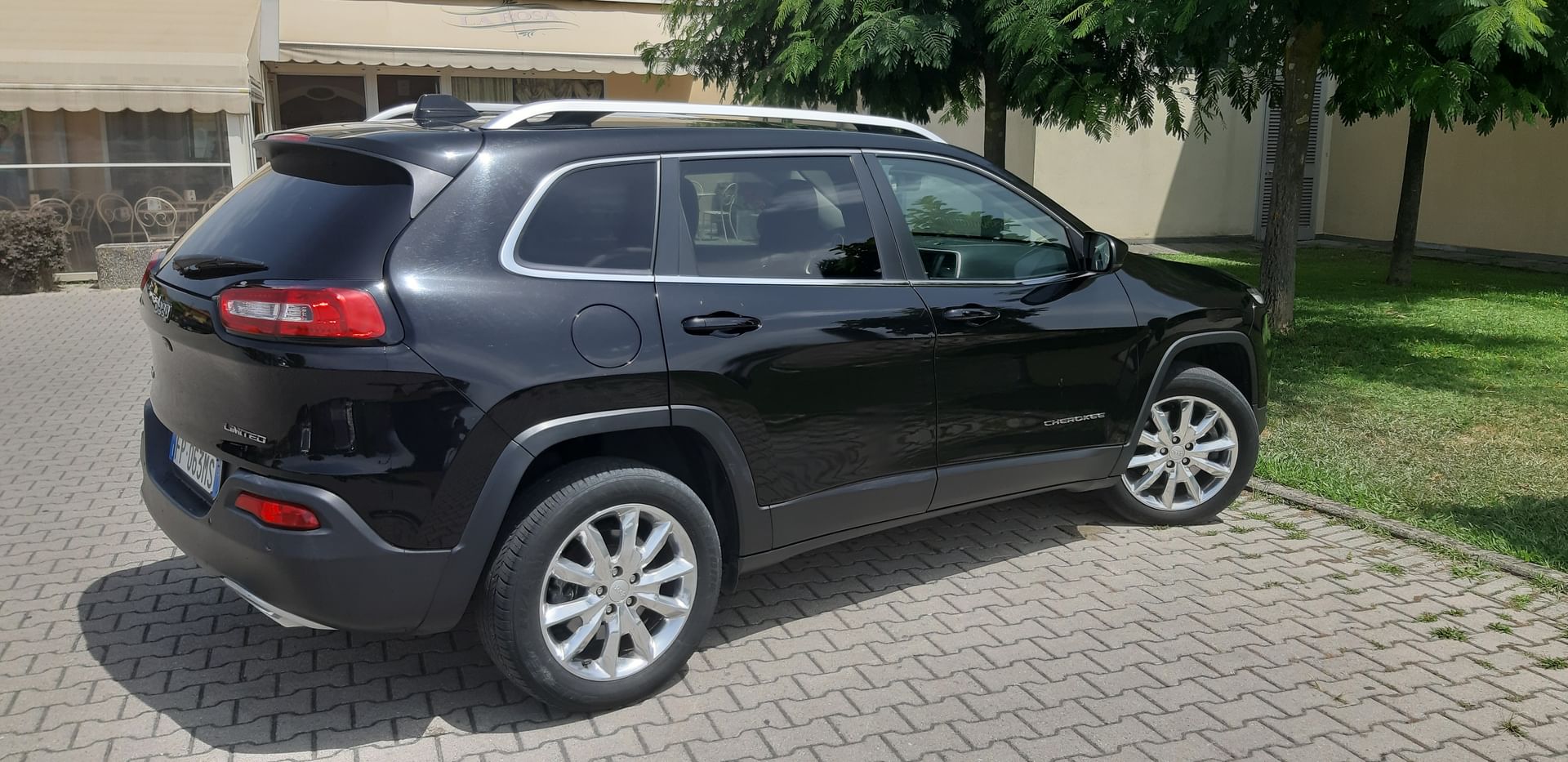 Jeep Cherokee