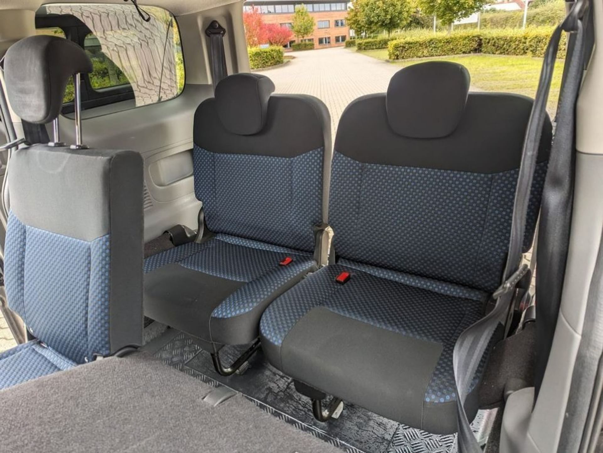 Nissan Evalia