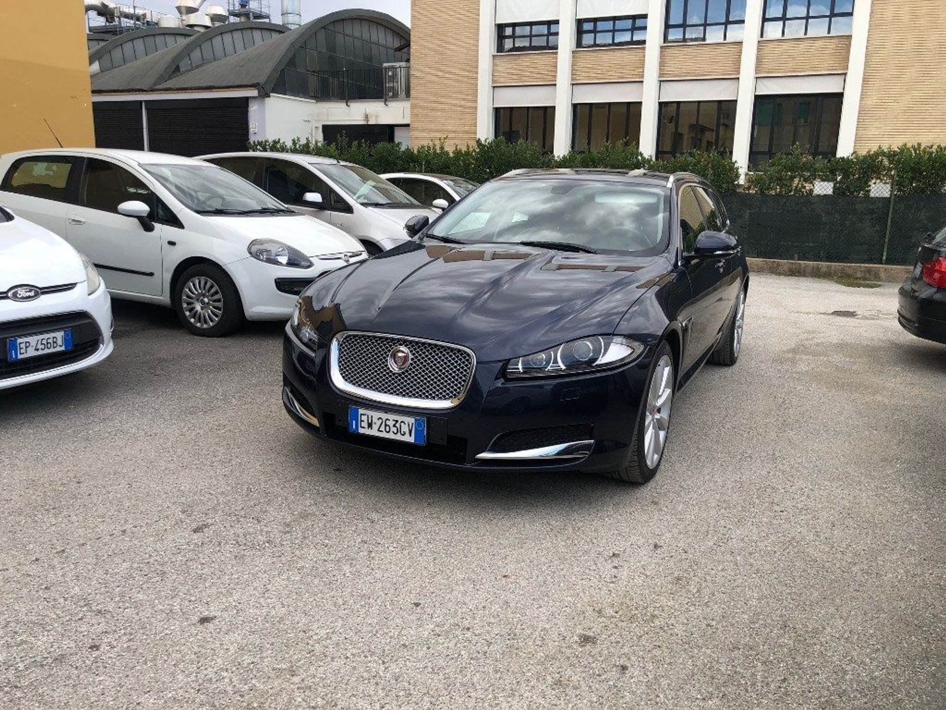Jaguar XF