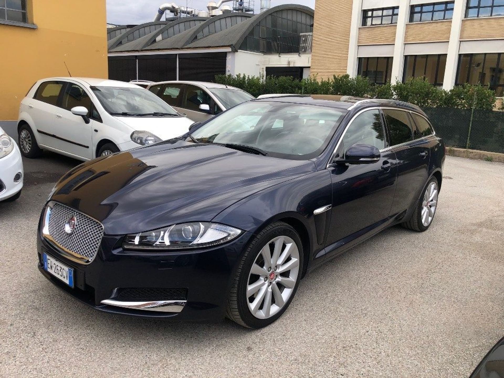 Jaguar XF