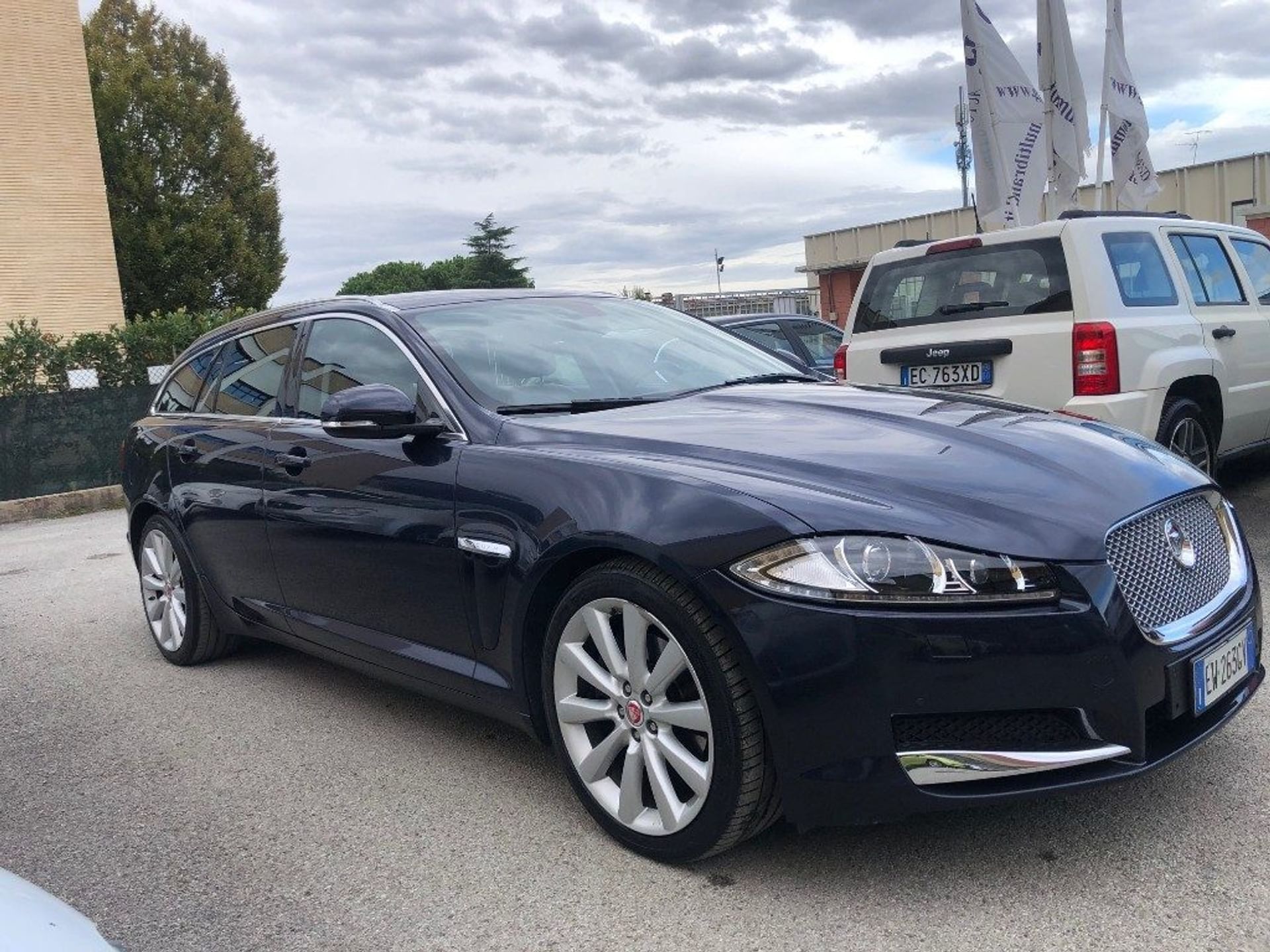 Jaguar XF