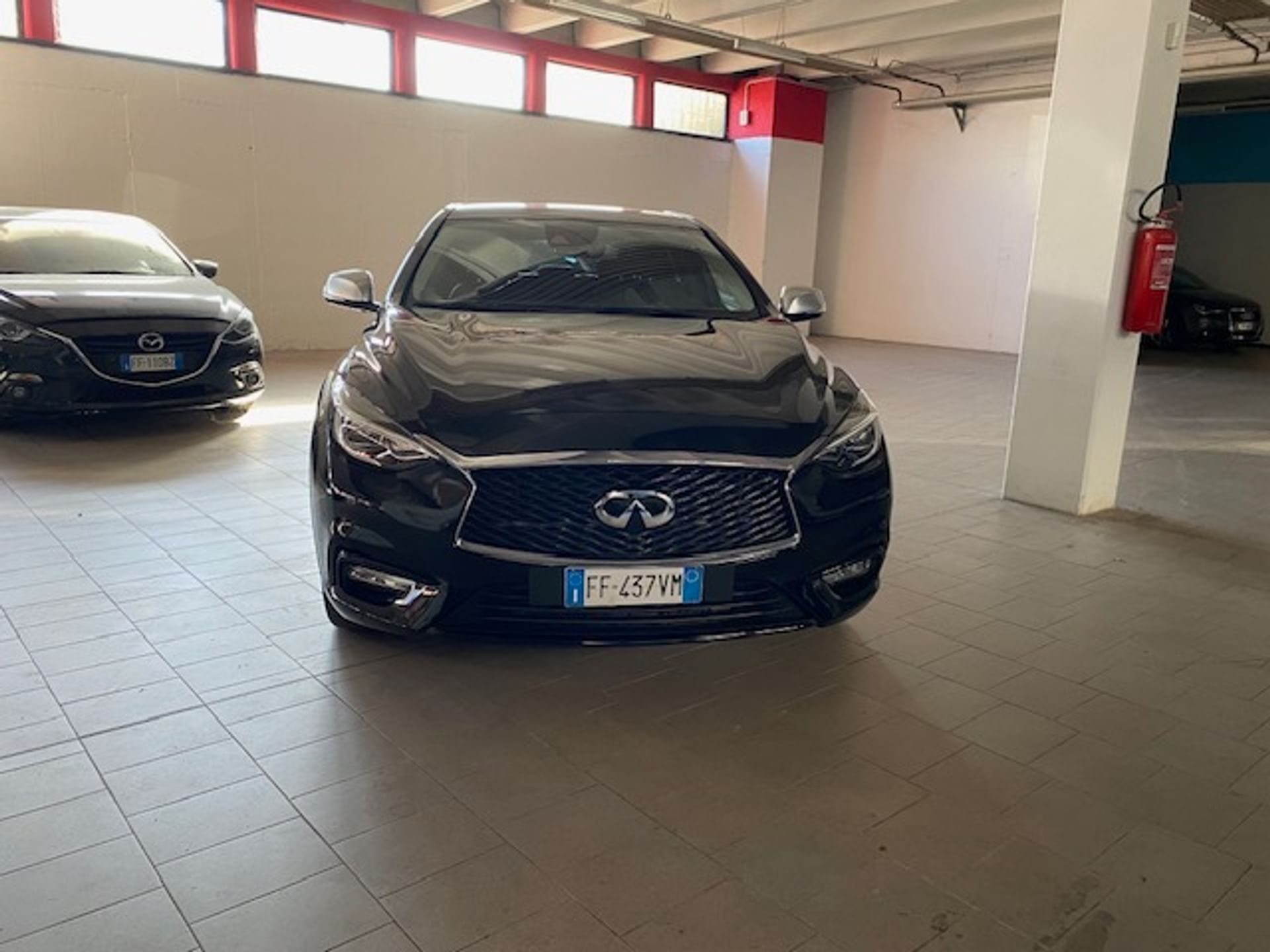 Infiniti Q30