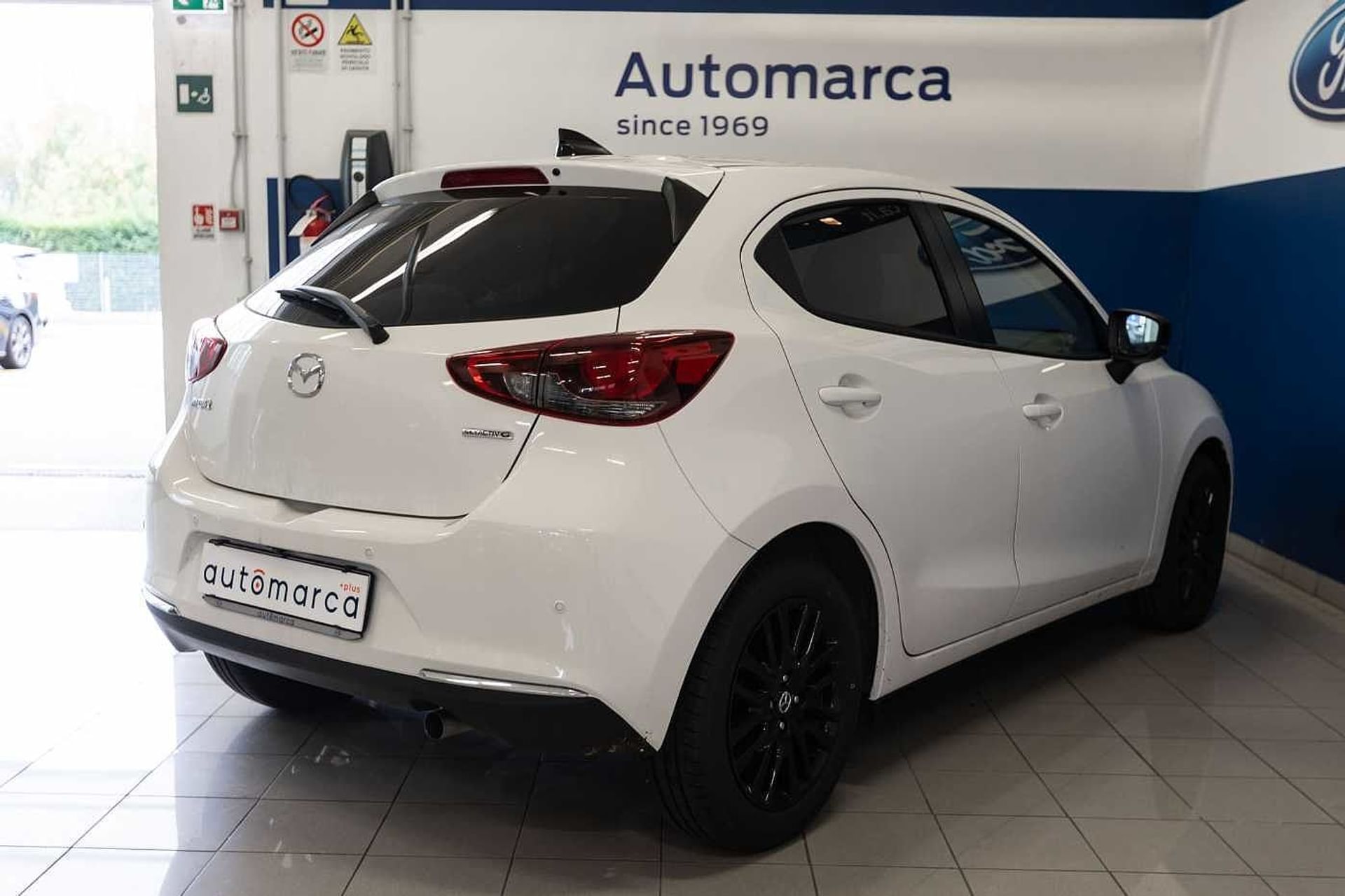 Mazda 2