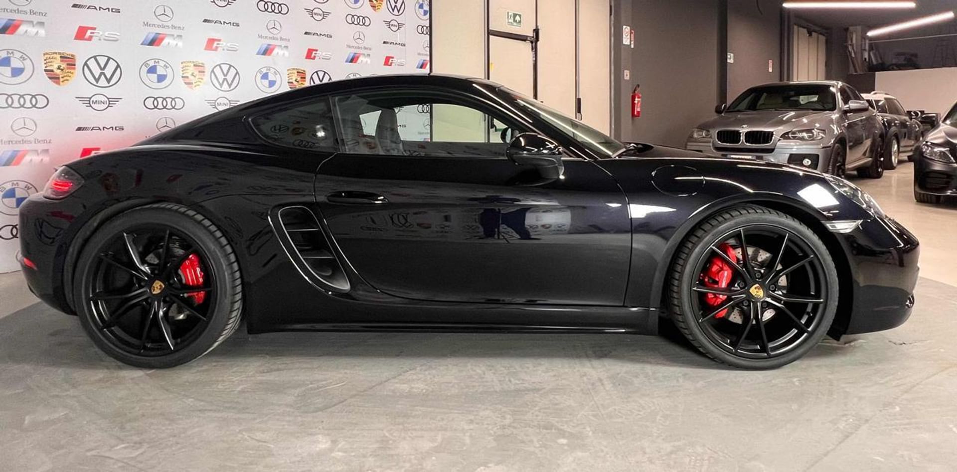 Porsche 718