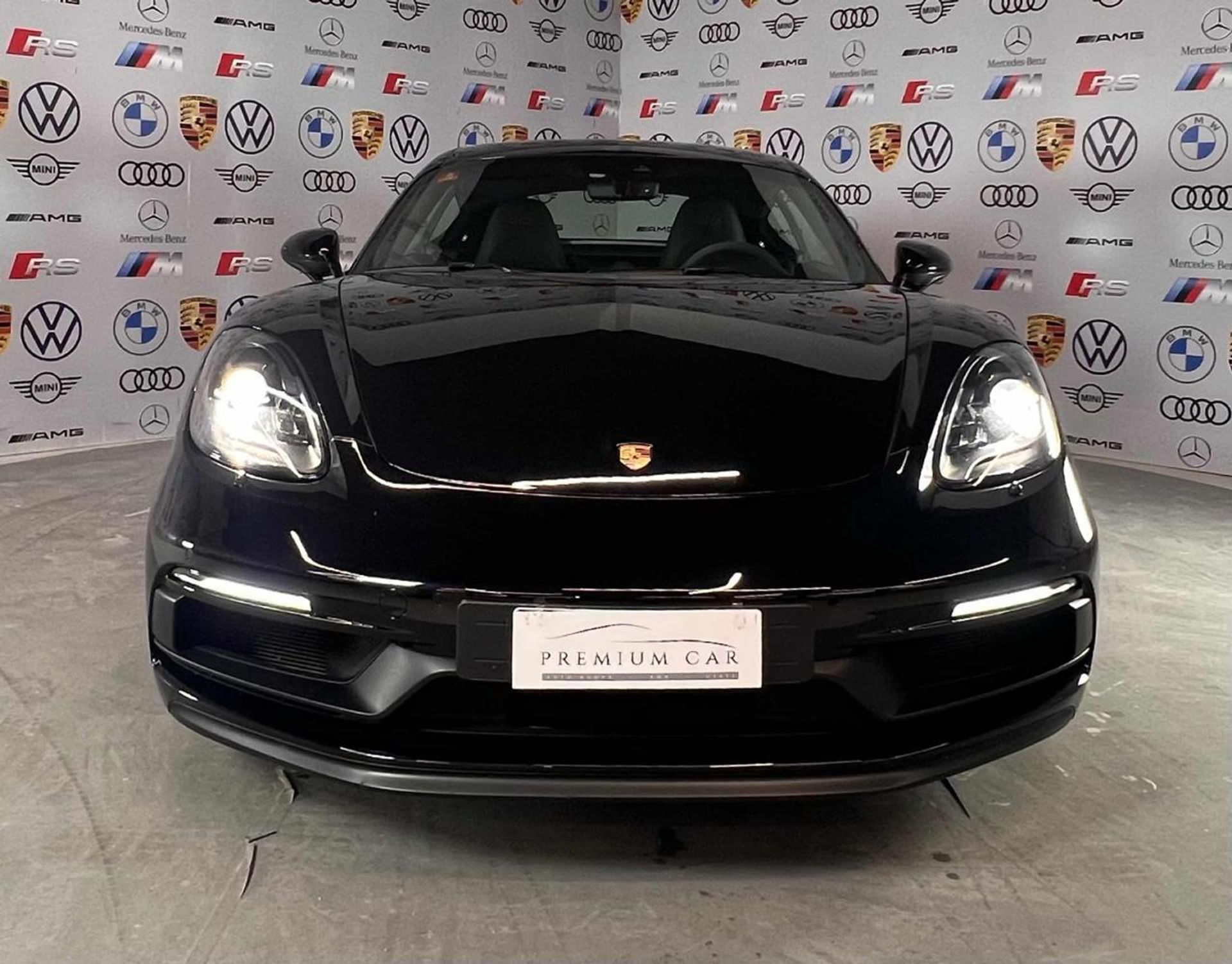 Porsche 718