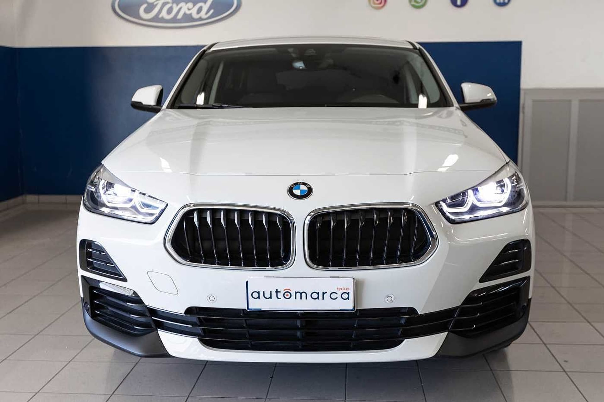 BMW X2
