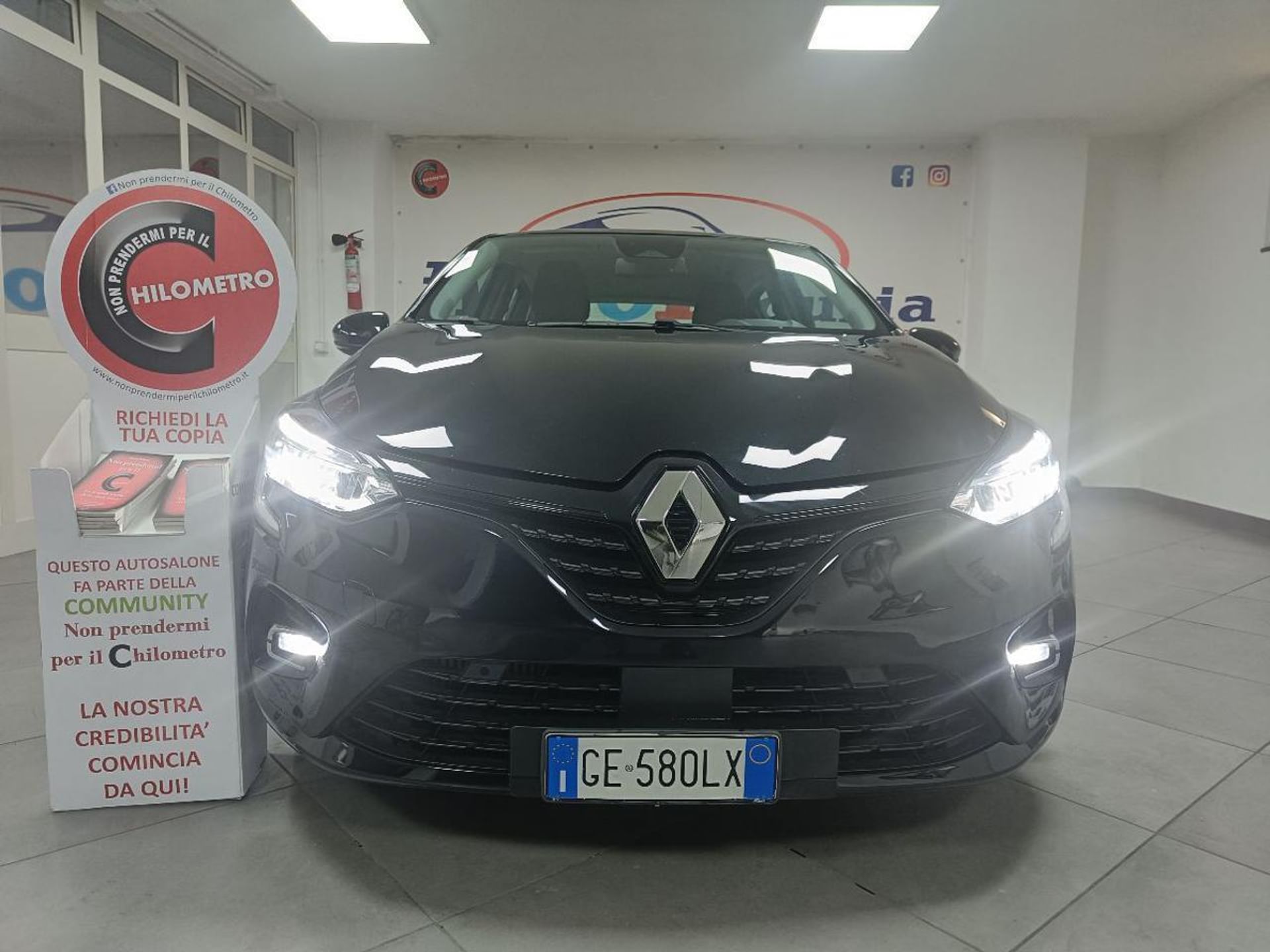 Renault Clio TCe 100 CV TCe 100 CV GPL 5 porte Intens NAVI RETROCAM Usata  GPL con 47.410 km a Striano (NA) - Autosupermarket