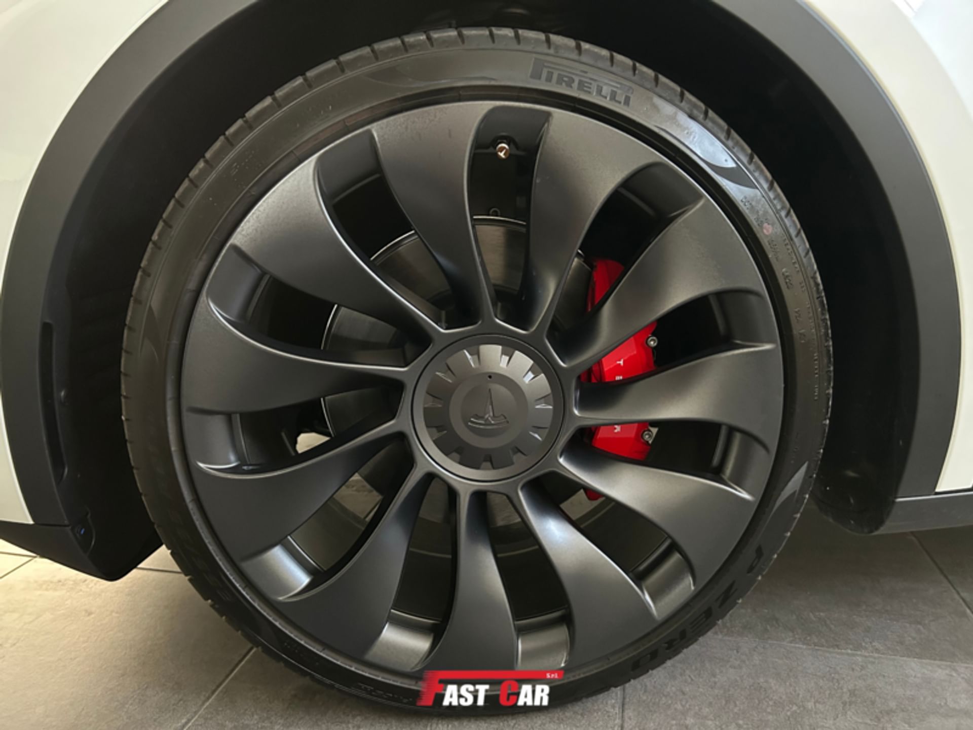 Acquista Tesla Model Y usate - Autosupermarket