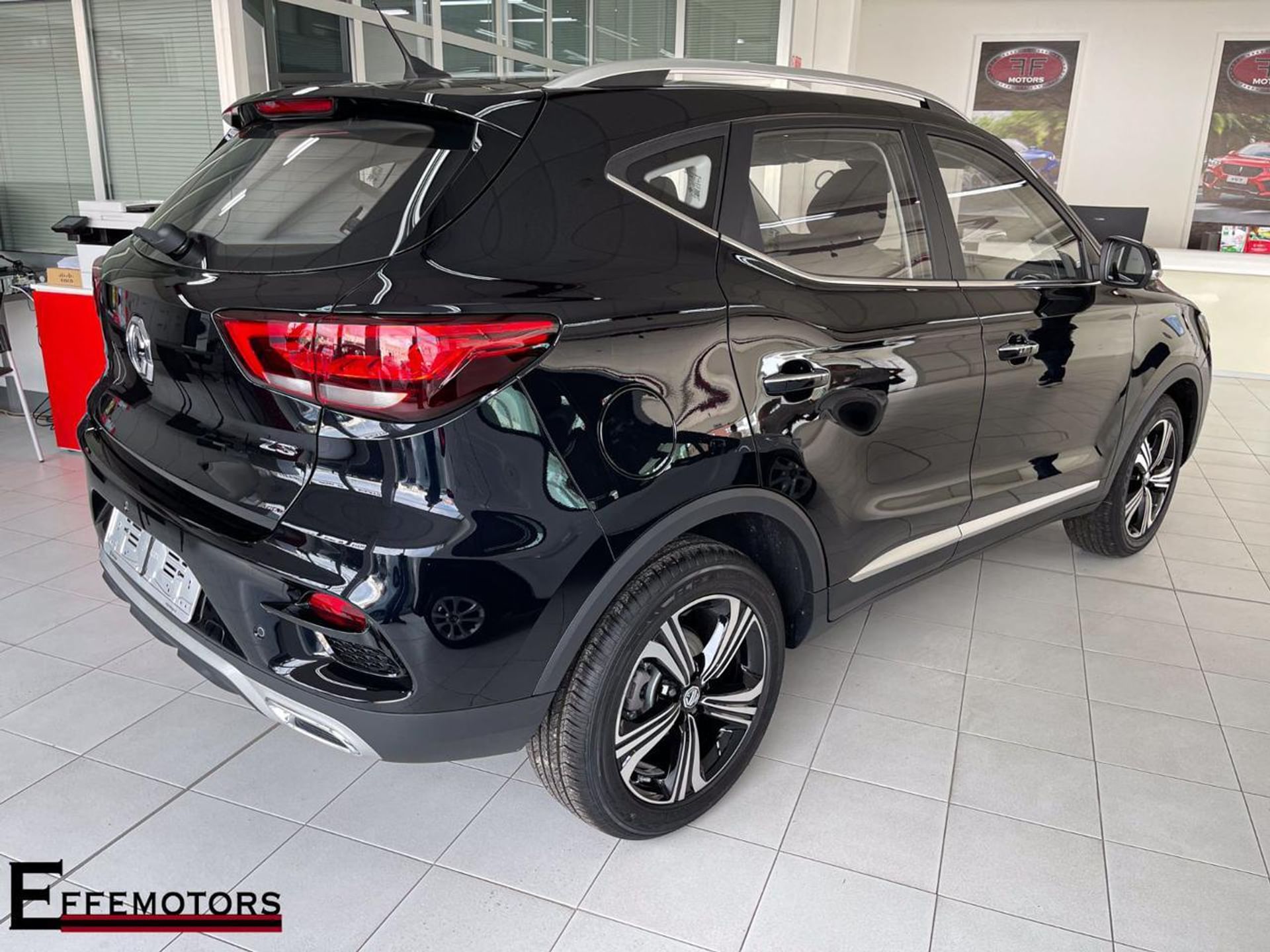 MG ZS
