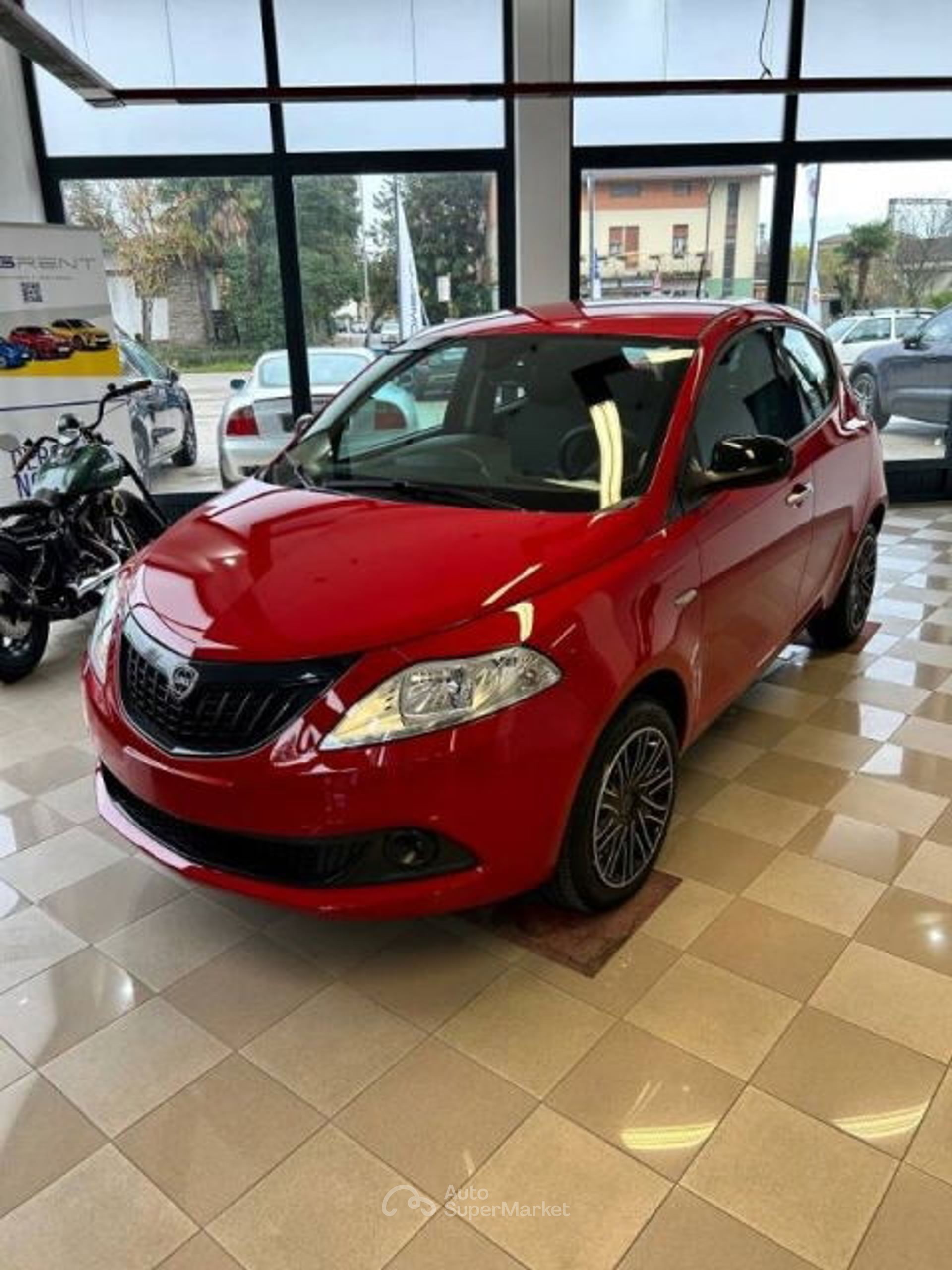 Lancia Ypsilon