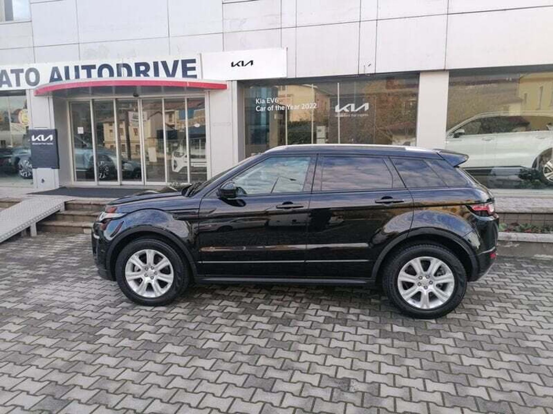 Range Rover Evoque 5p 2.0 td4 Dynamic 150cv auto “SEDILI