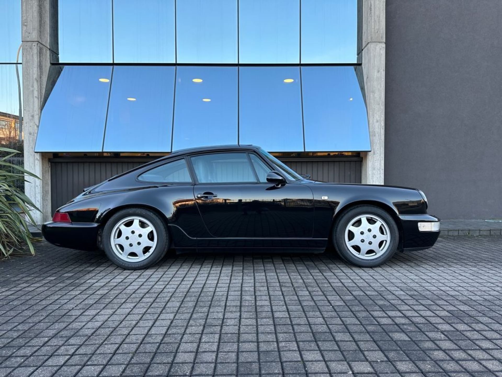 Porsche 911 911 (964)
