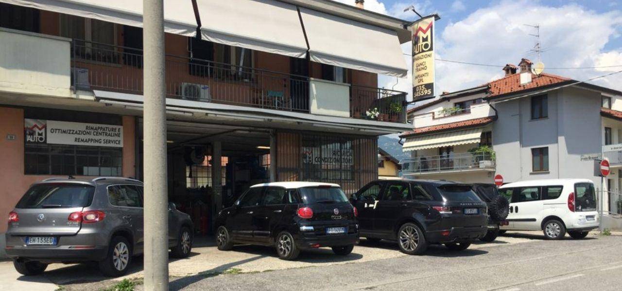 M&M AUTO DI ESTOURI MOUNIA