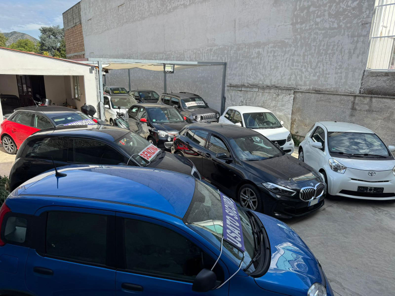 E.R. CAR DI ANNA RUSSO