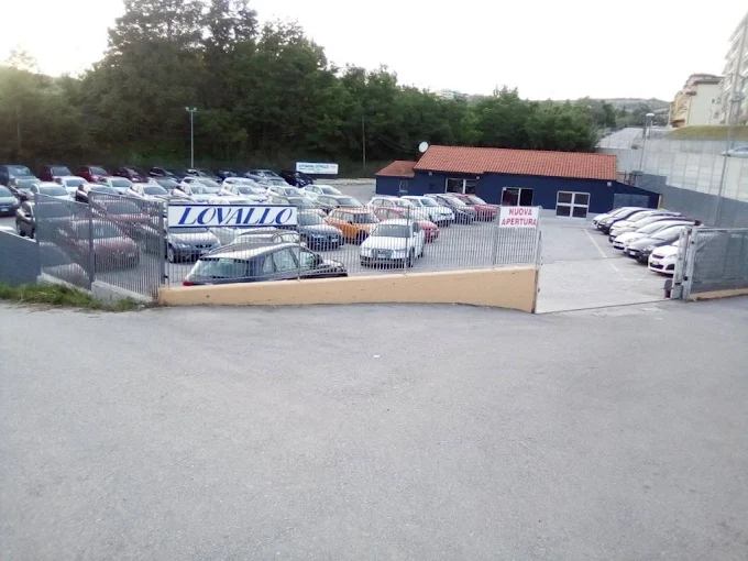 AUTOMOBILI LOVALLO