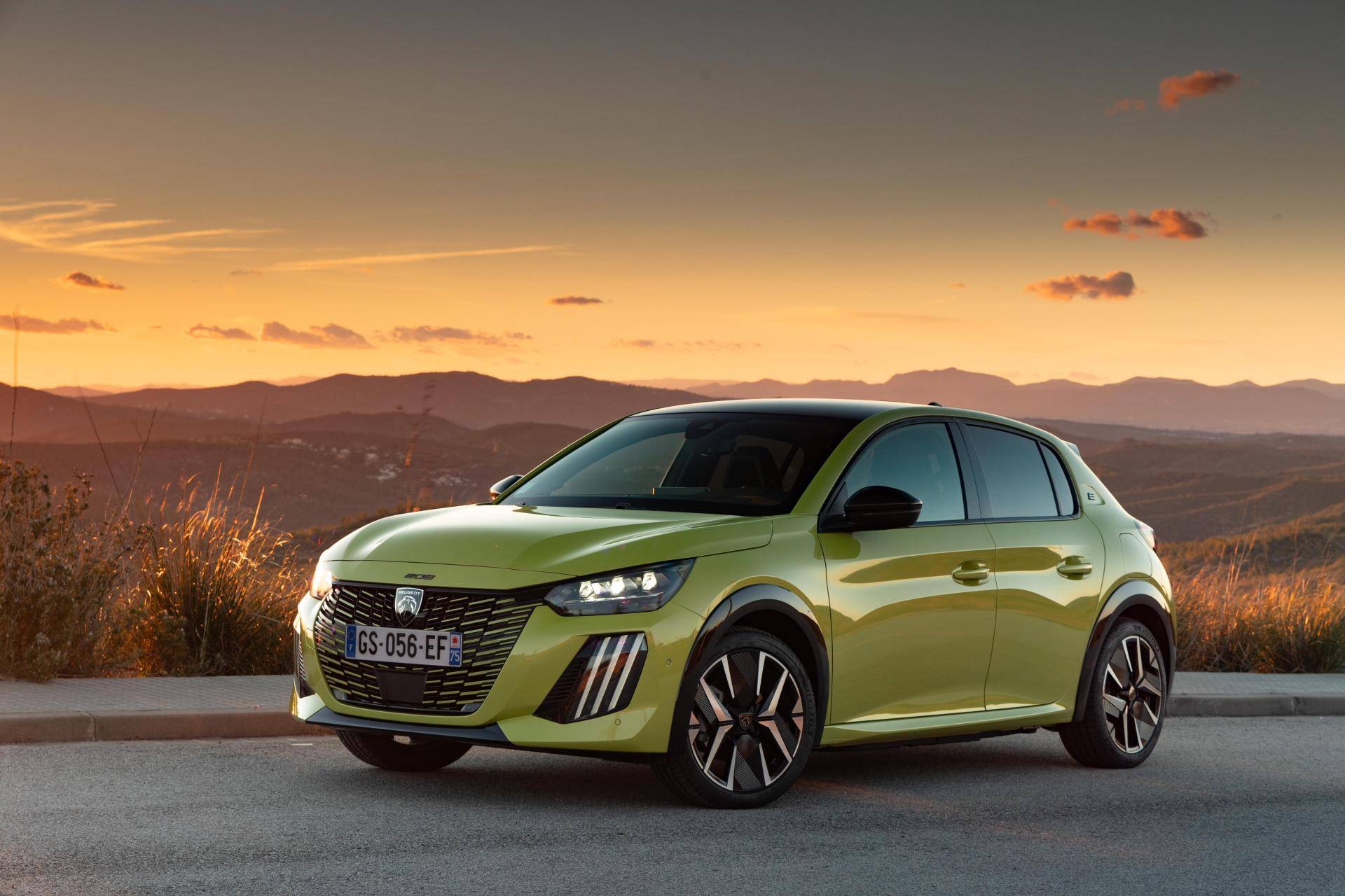peugeot e208 usata auto elettrica