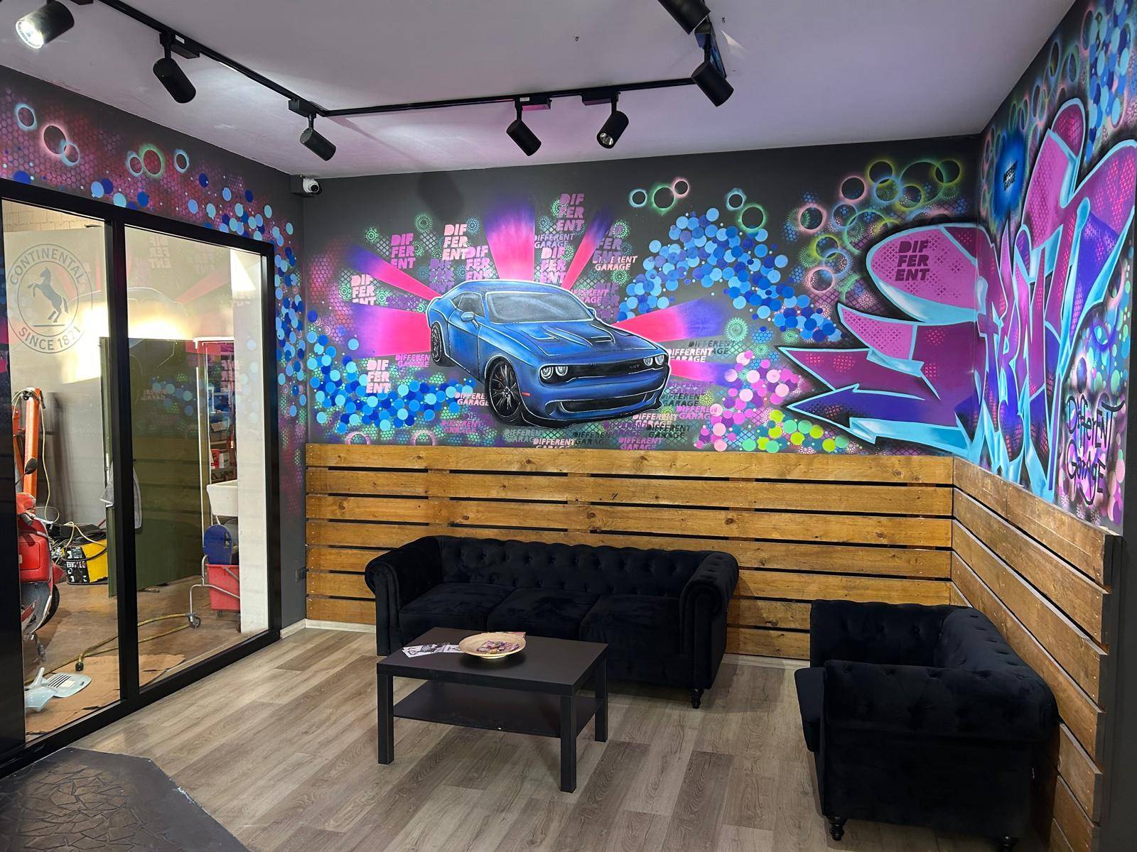 DIFFERENT GARAGE SRL