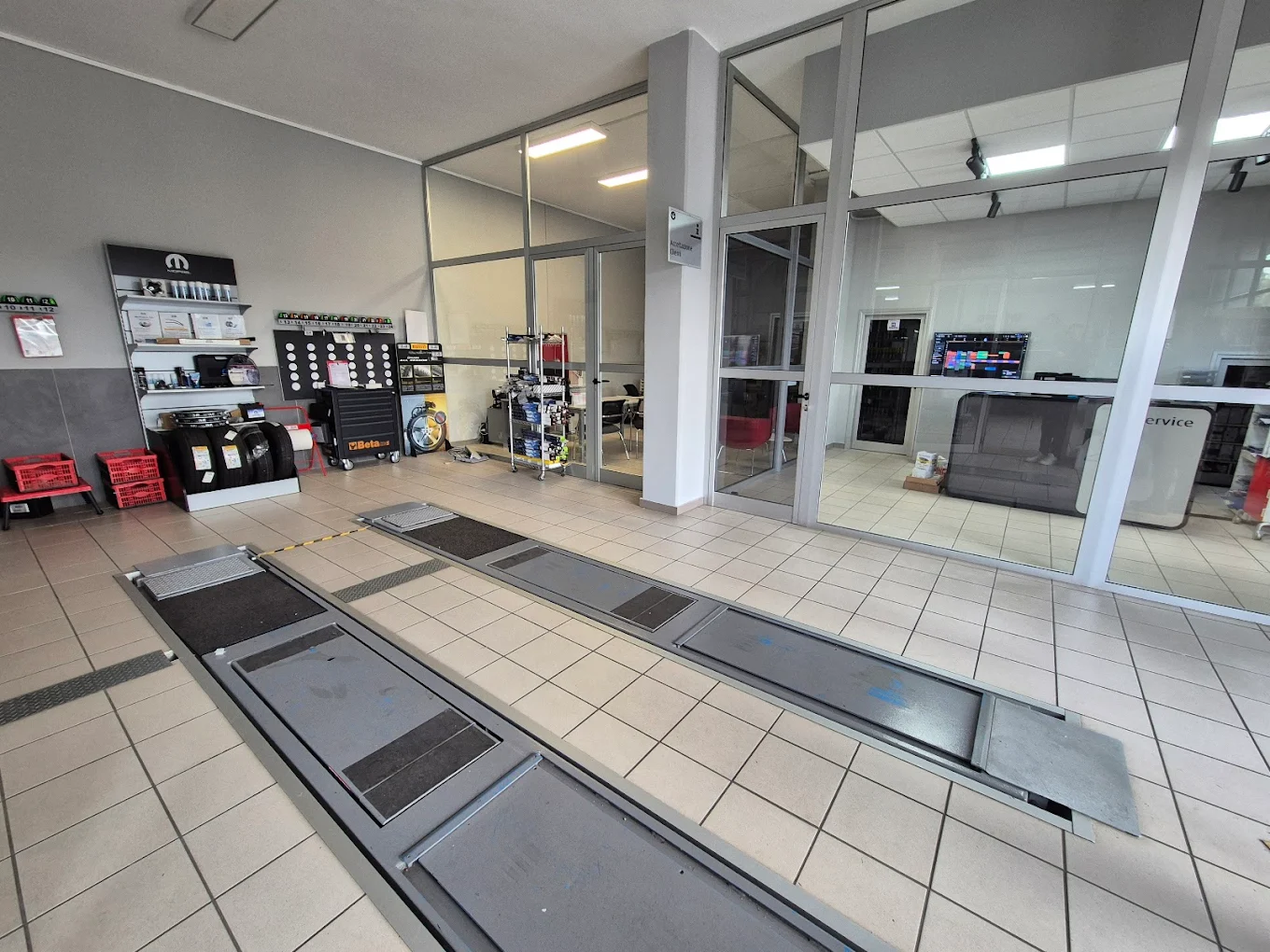 TOP CAR SERVICE SRL