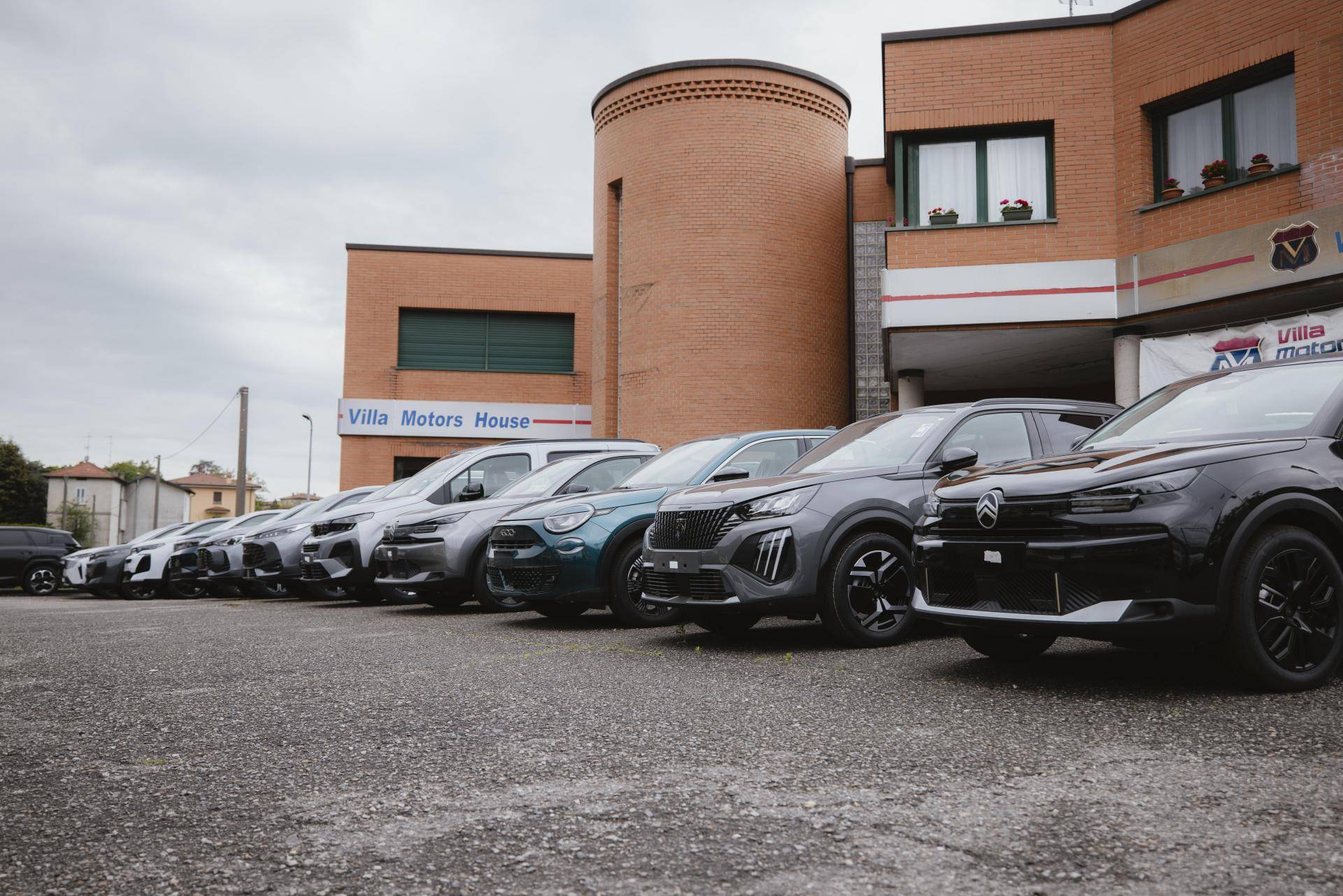 VILLA MOTORS HOUSE SRL