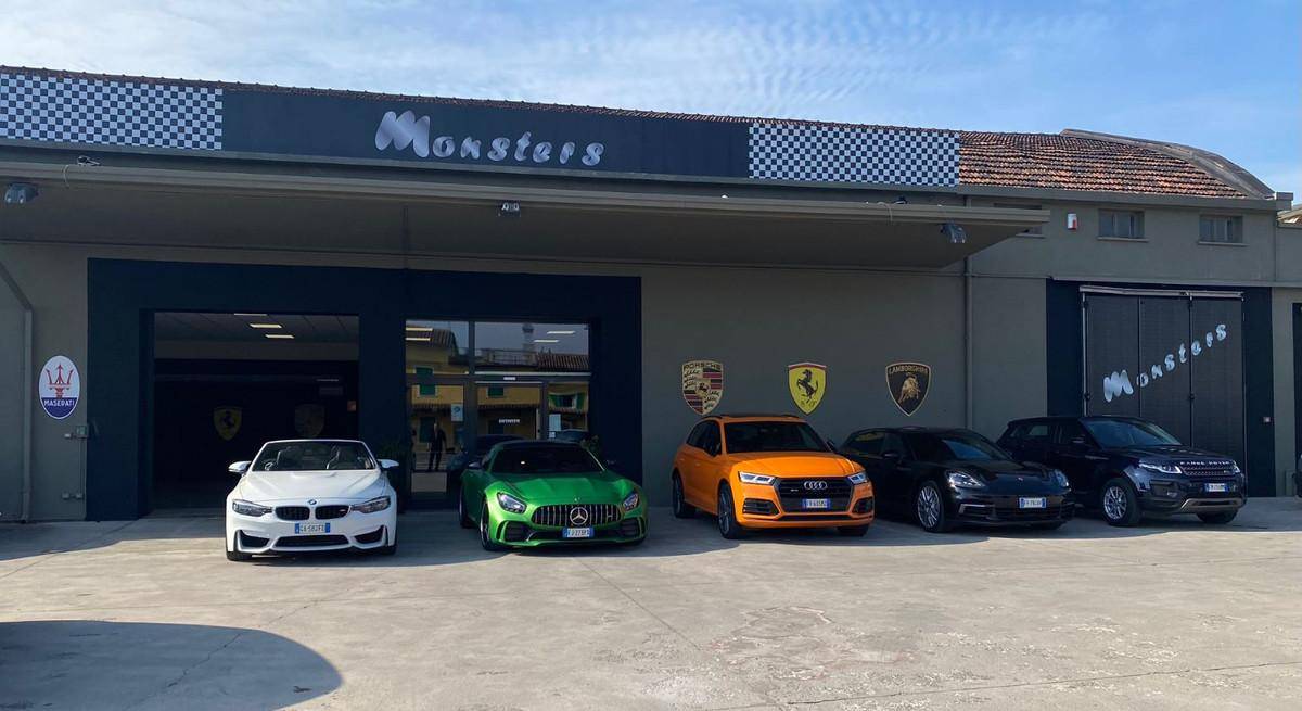 MONSTERS SRL
