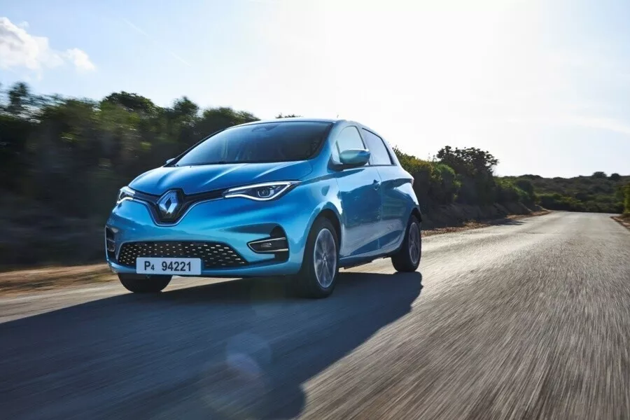 renault zoe usata auto elettricha azzurra