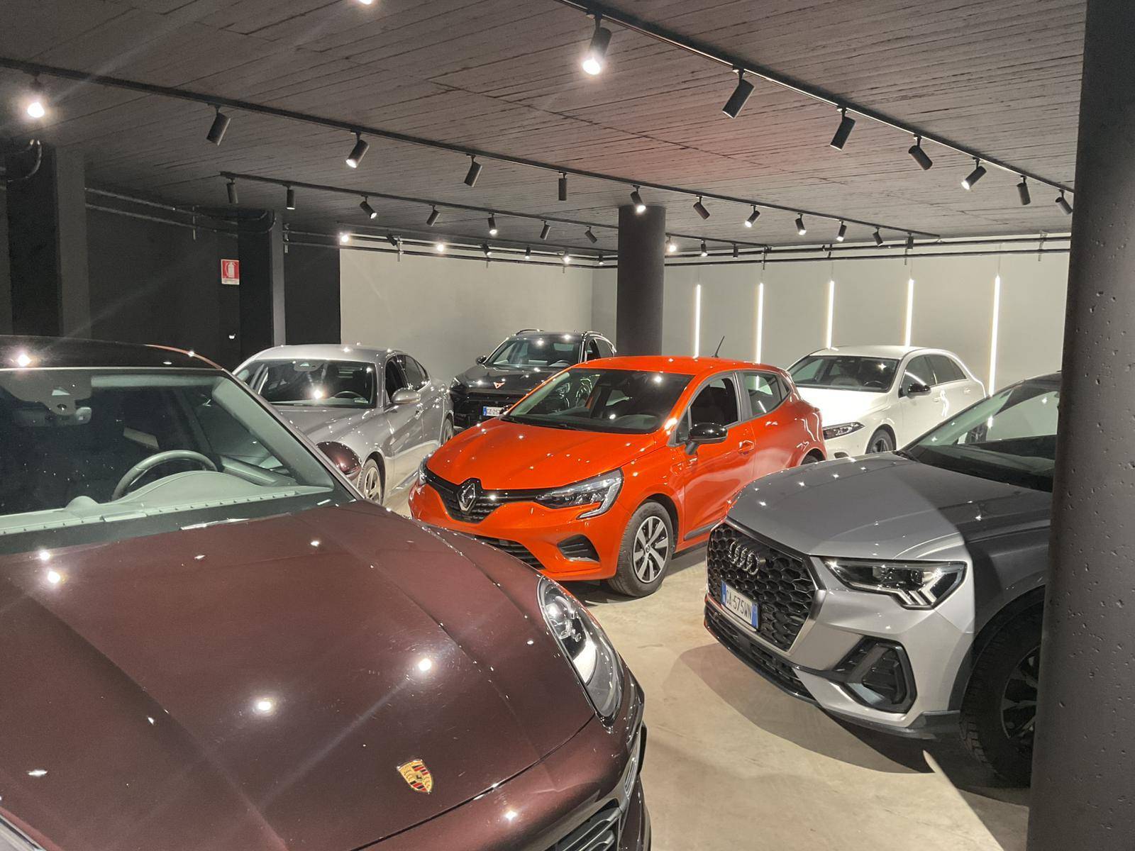 ADRIANO AUTOMOBILI SRL