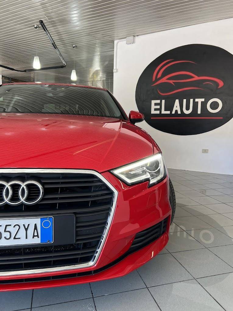 EL AUTO