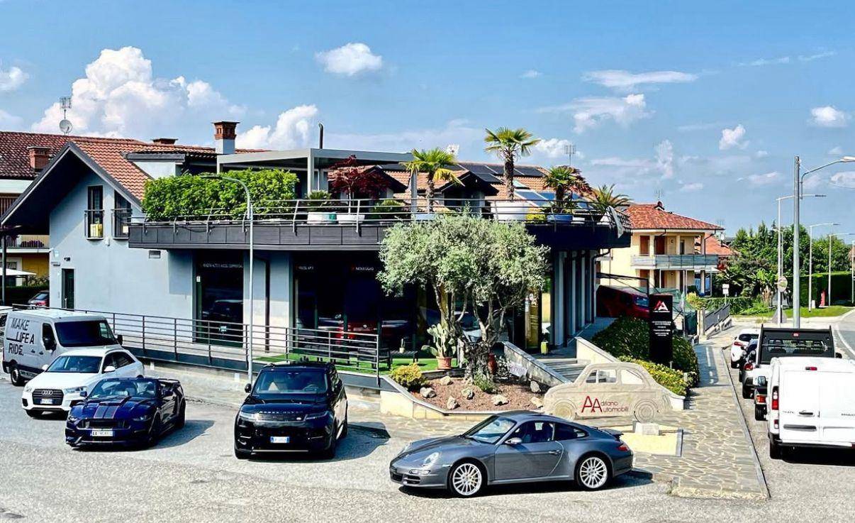 ADRIANO AUTOMOBILI SRL