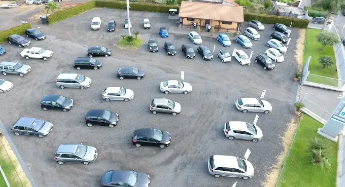 L'AUTO DI FERLITO LUIGI
