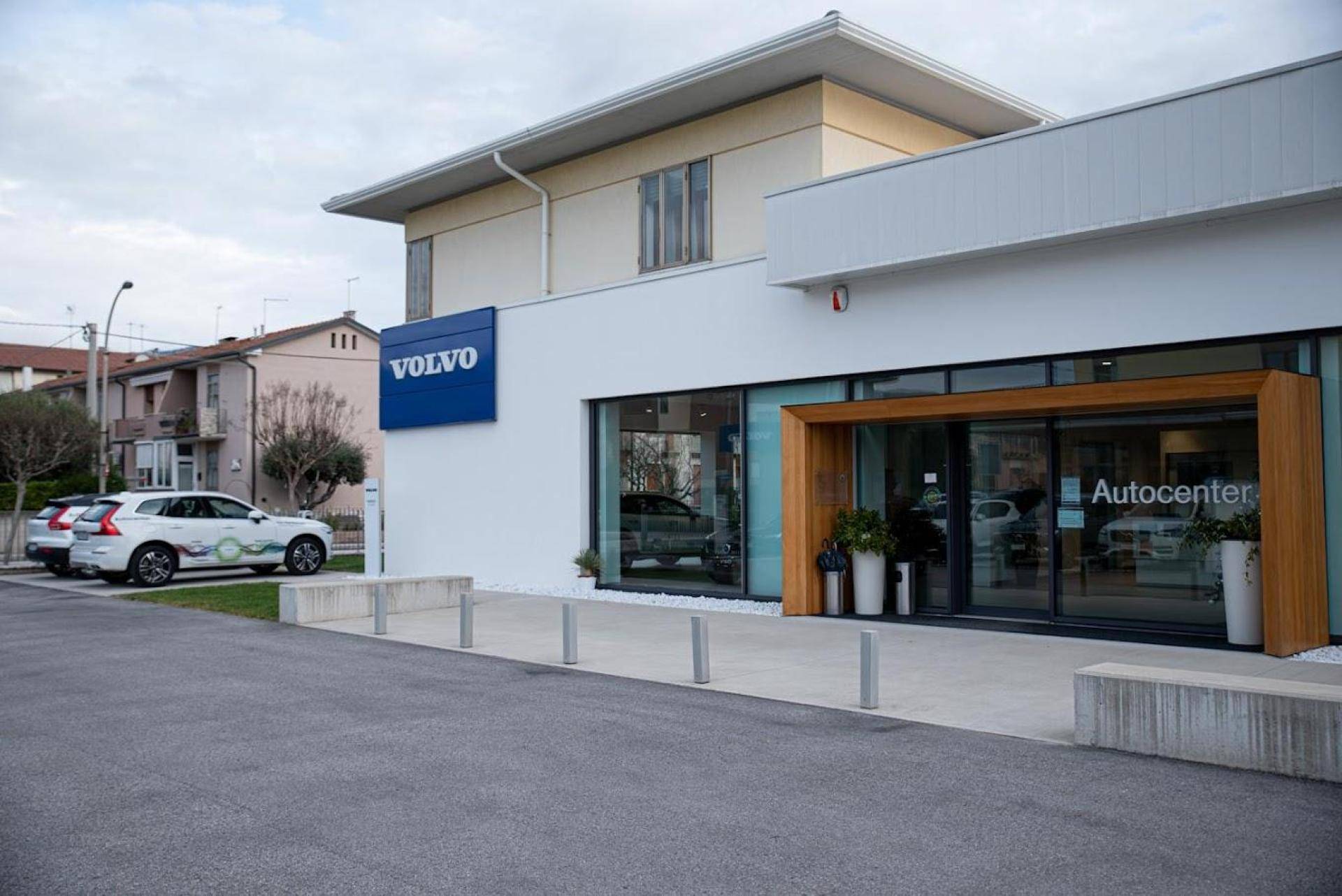 AUTOCENTER S.R.L.