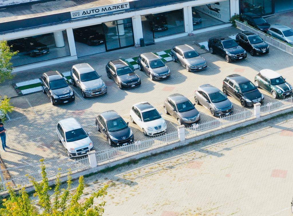 AUTOMARKET DI LIVANDOVSCHI MARIA