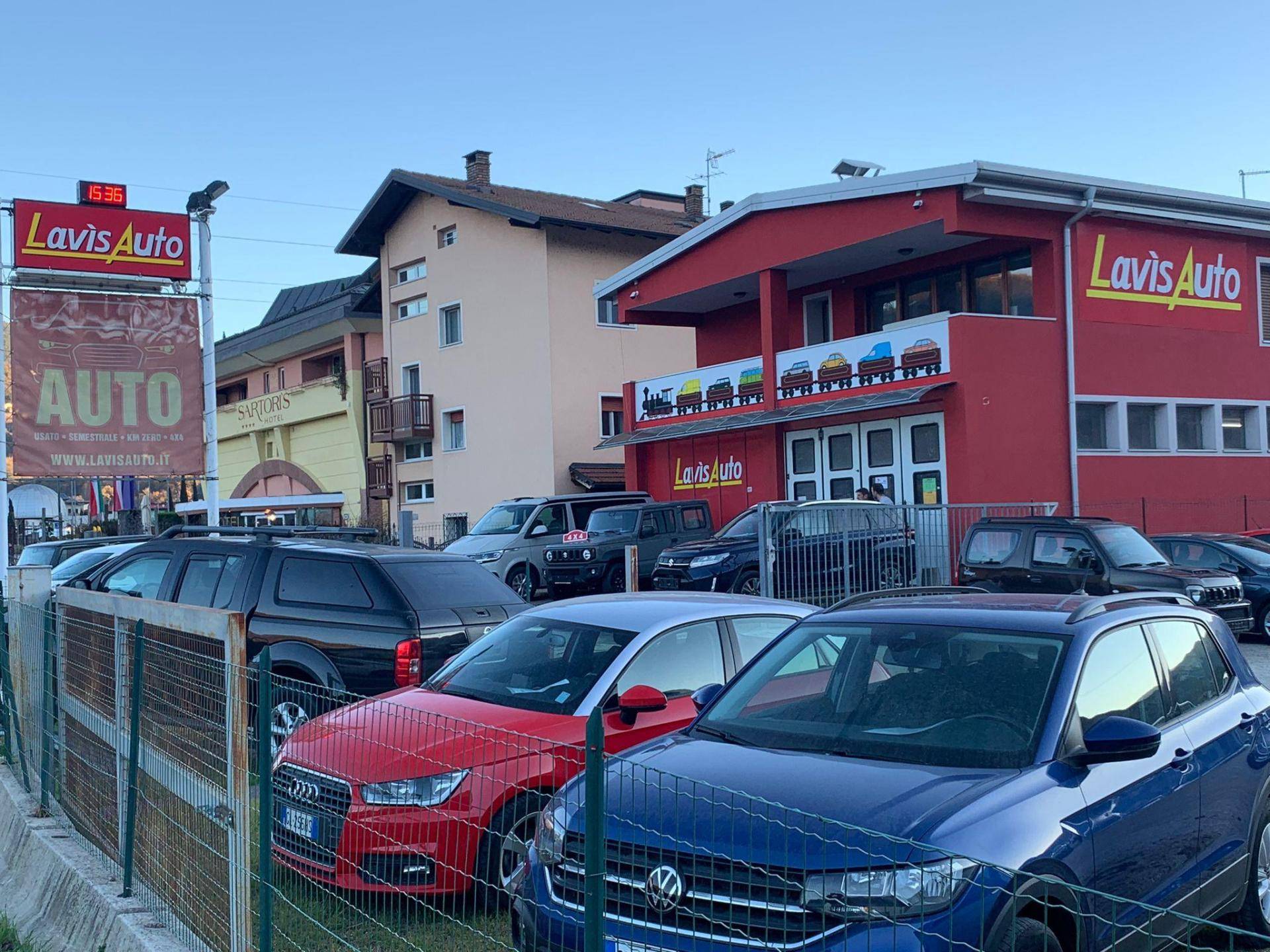 LAVIS AUTO SRL