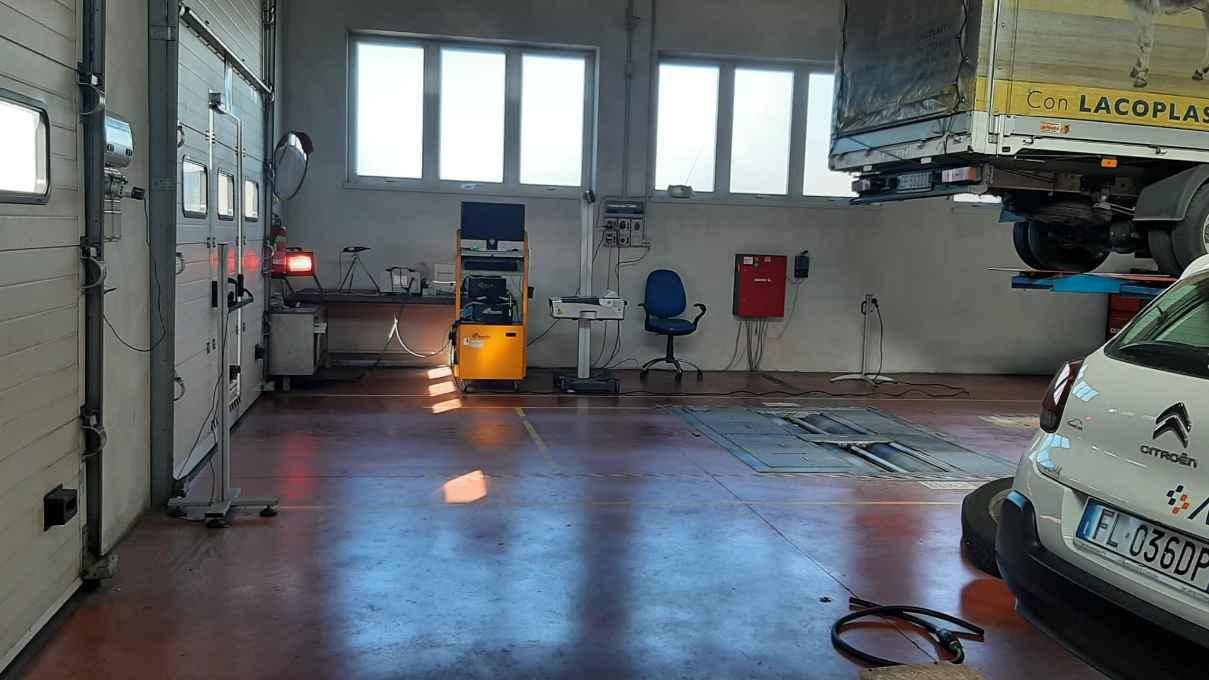 La tua revisione da Carlet