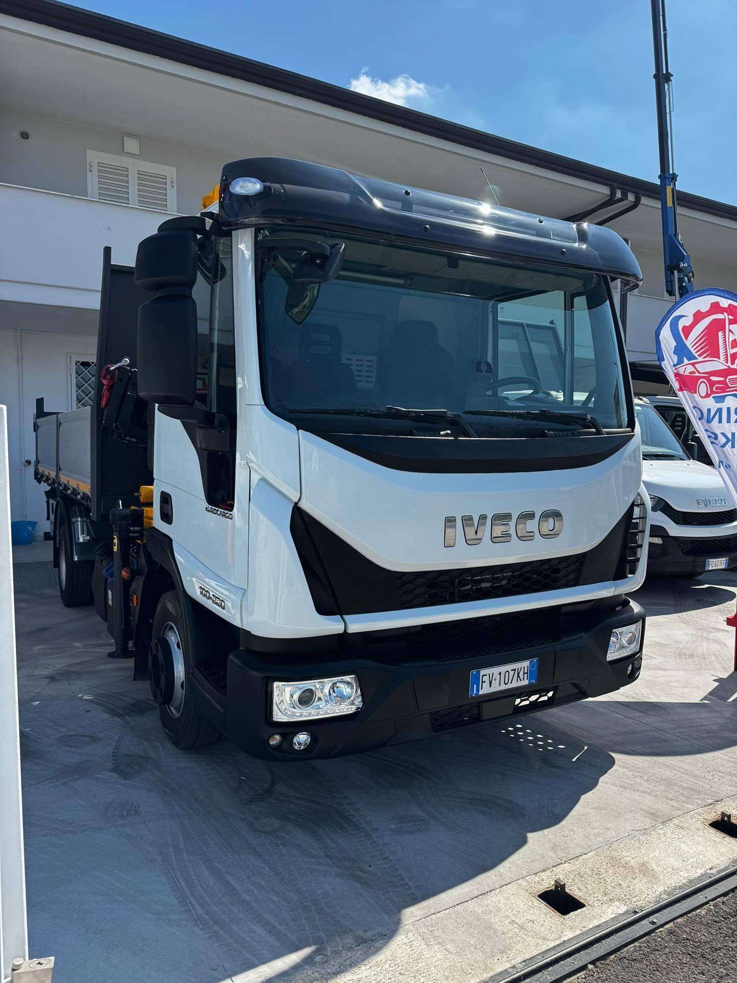 GUARINO TRUCKS SRL
