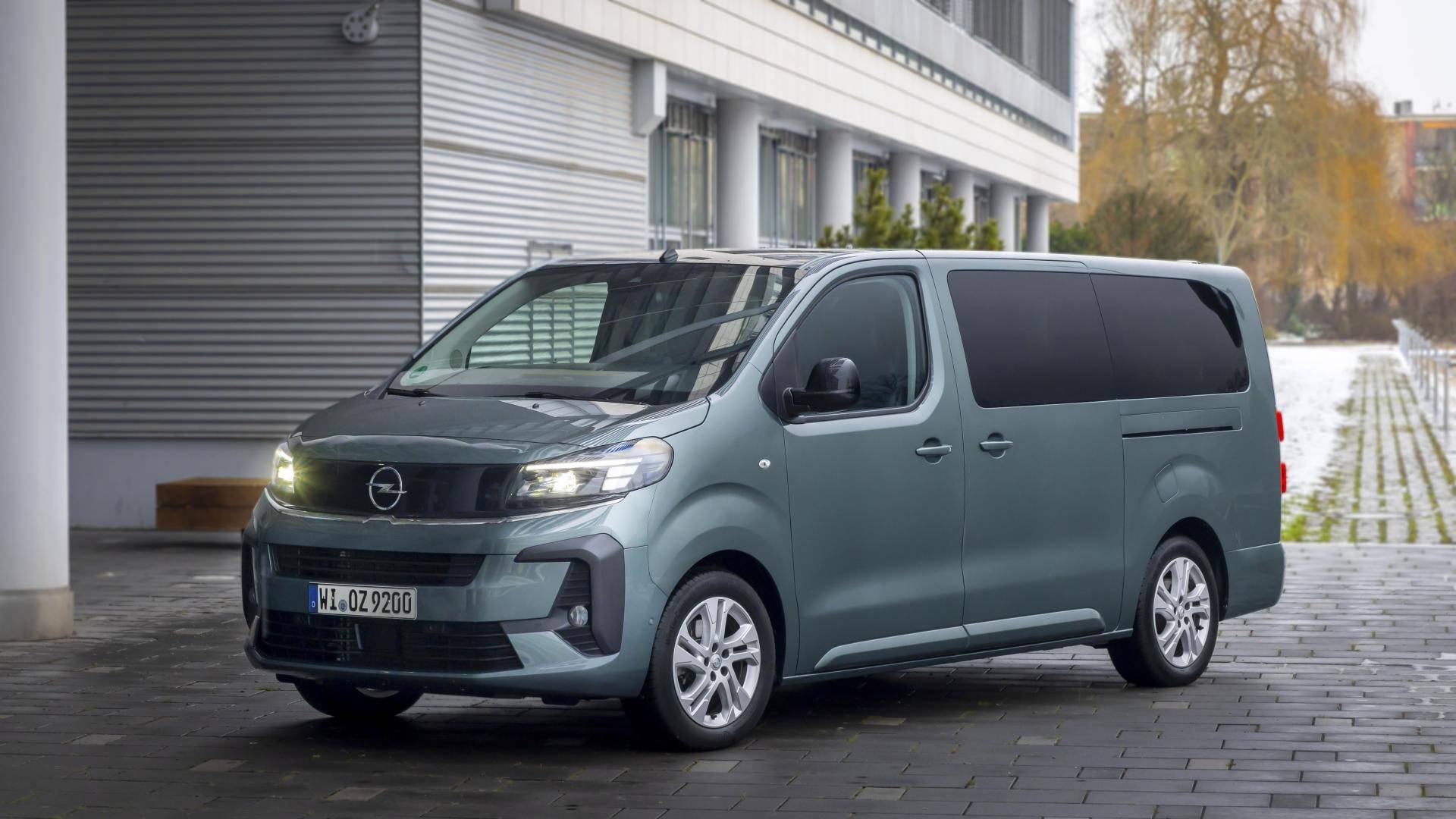 opel zafira auto a 9 posti in esposizione