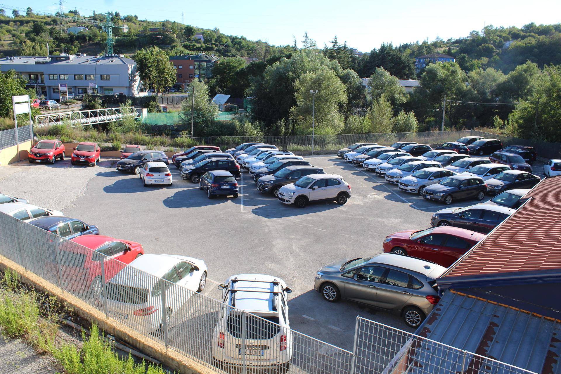 AUTOMOBILI LOVALLO