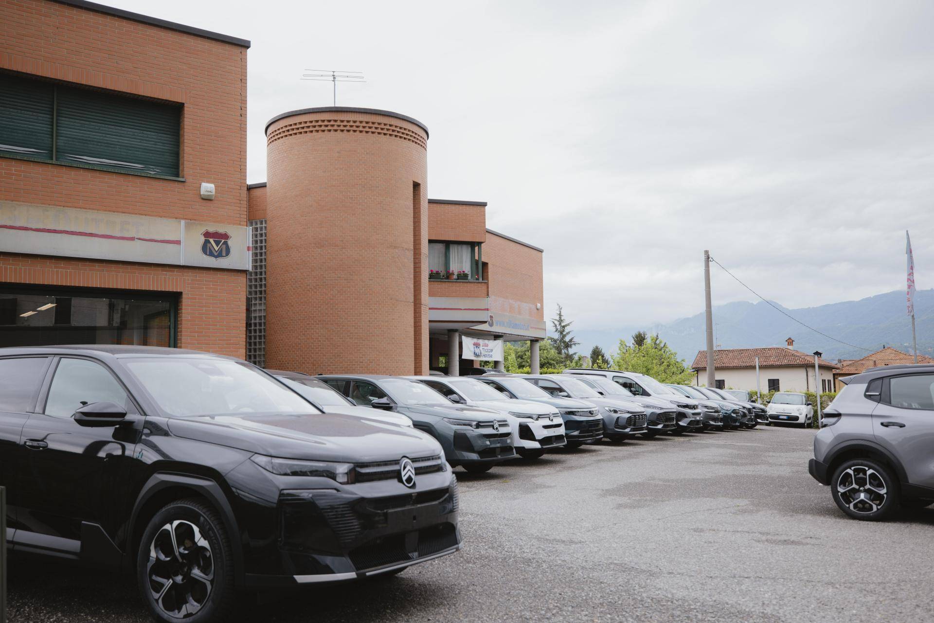 VILLA MOTORS HOUSE SRL