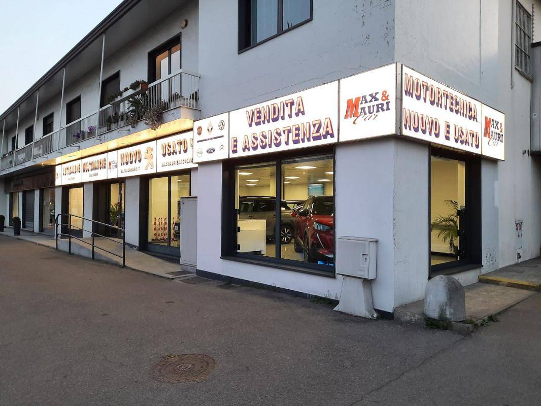 Motortecnica  - Max & Mauri Cars
